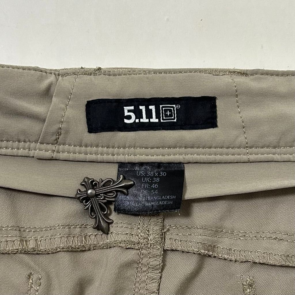5.11 Tactical Series Cargo Pants Multi-pockets in Beige (Size 38)
