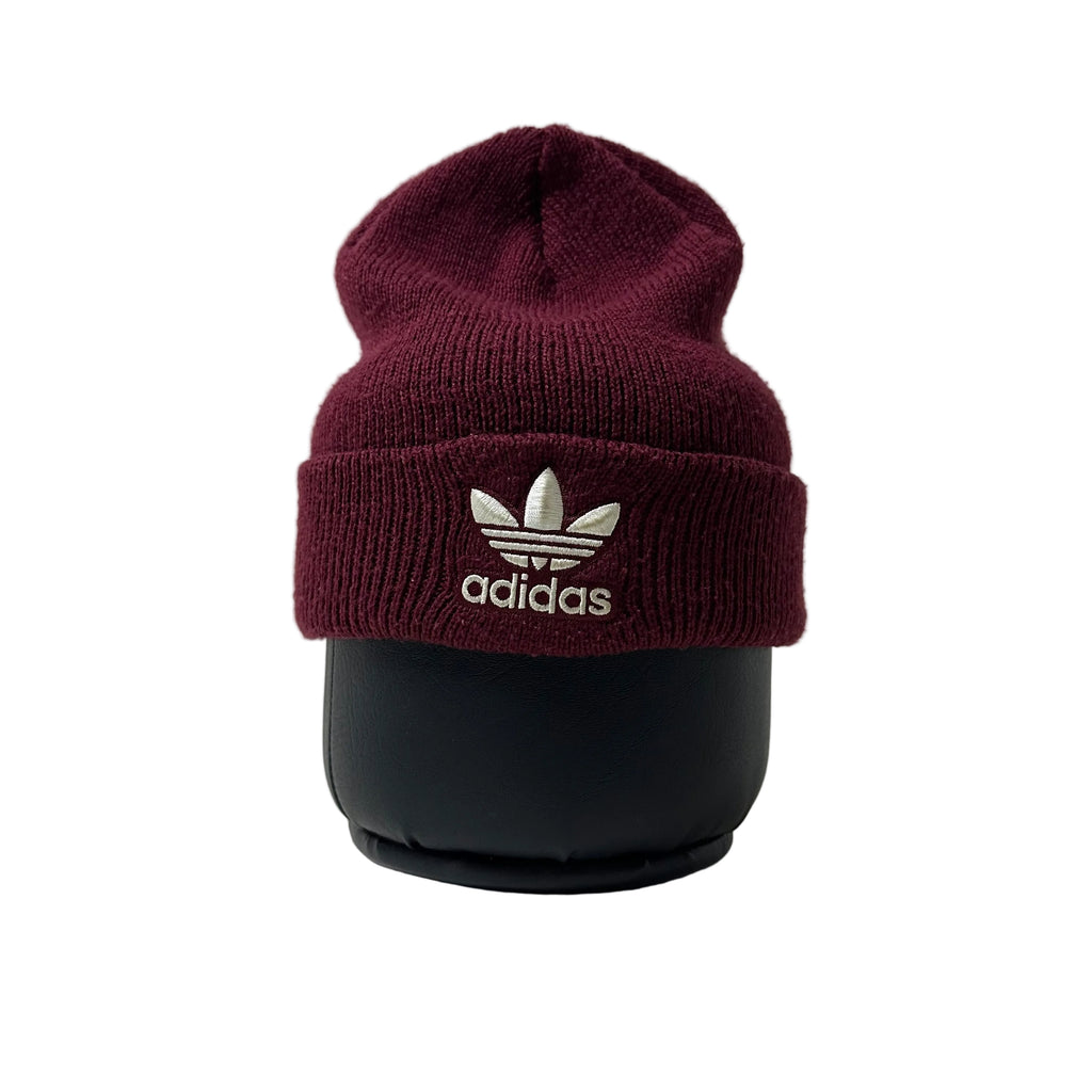 ADIDAS Embroidered Logo Classic Beanie Hat in Maroon (One Size)