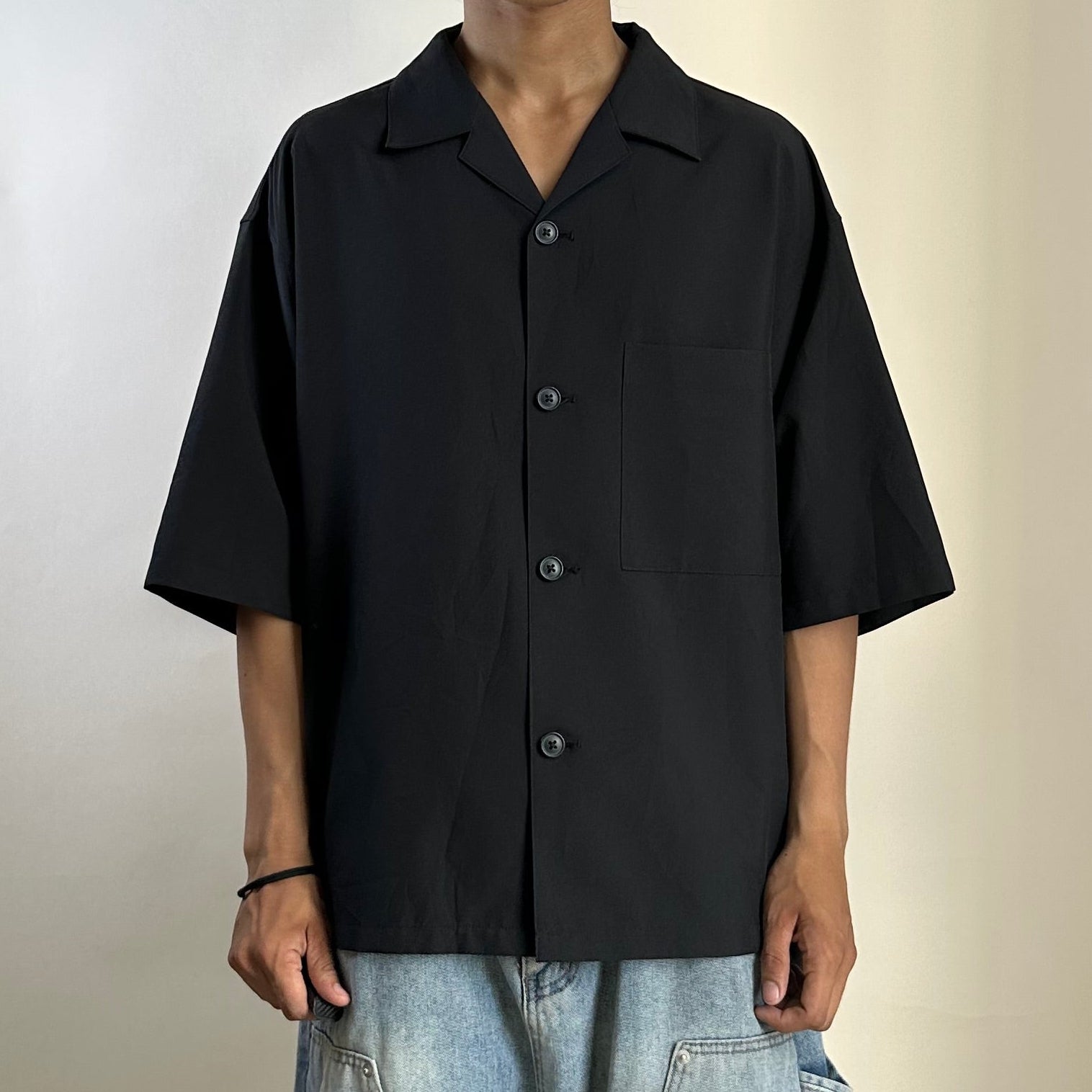 GU Open-collar Short Sleeve Shirt Black Size Medium (Fits Large)