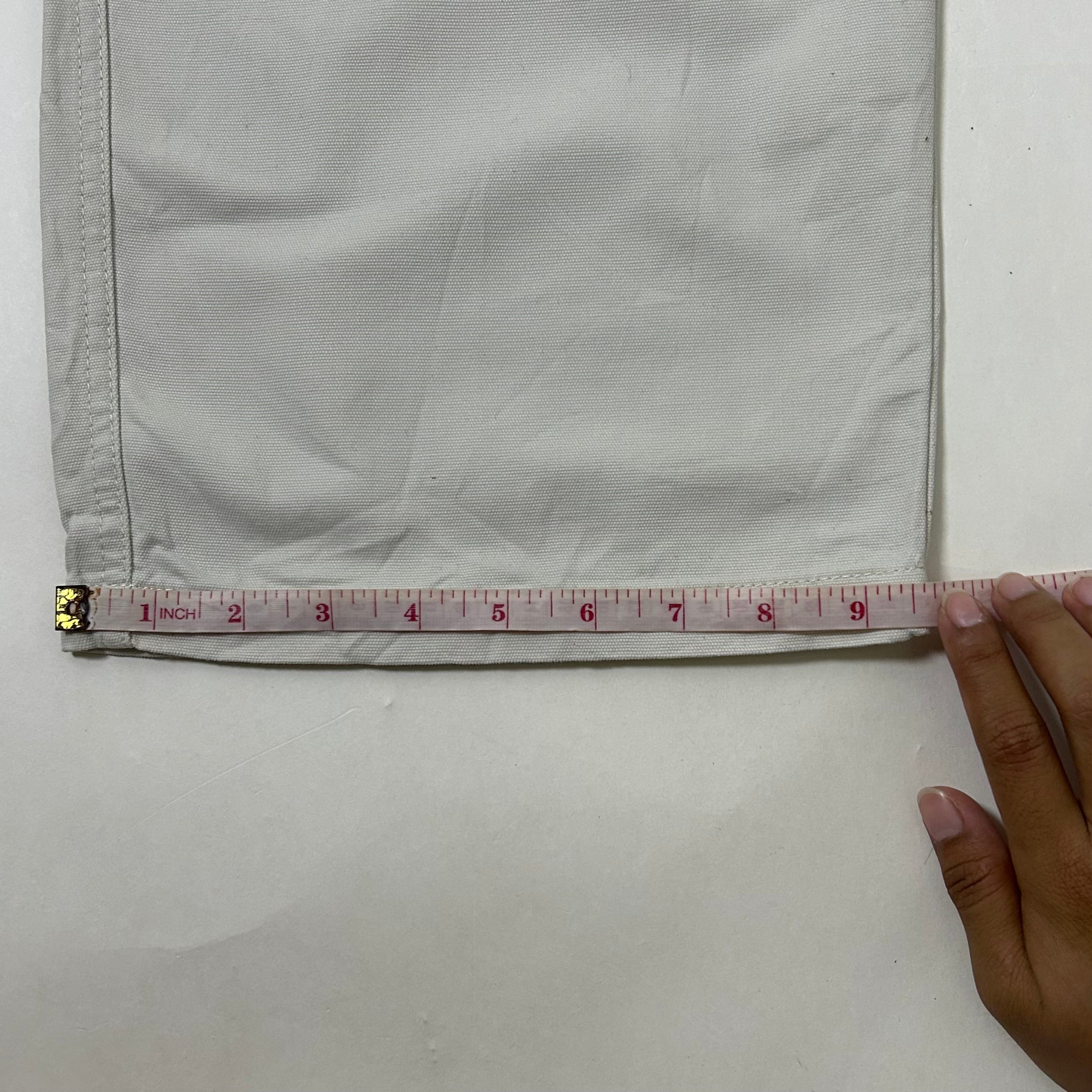Random Baggy Pants with Multi-Pockets White (Size 29)
