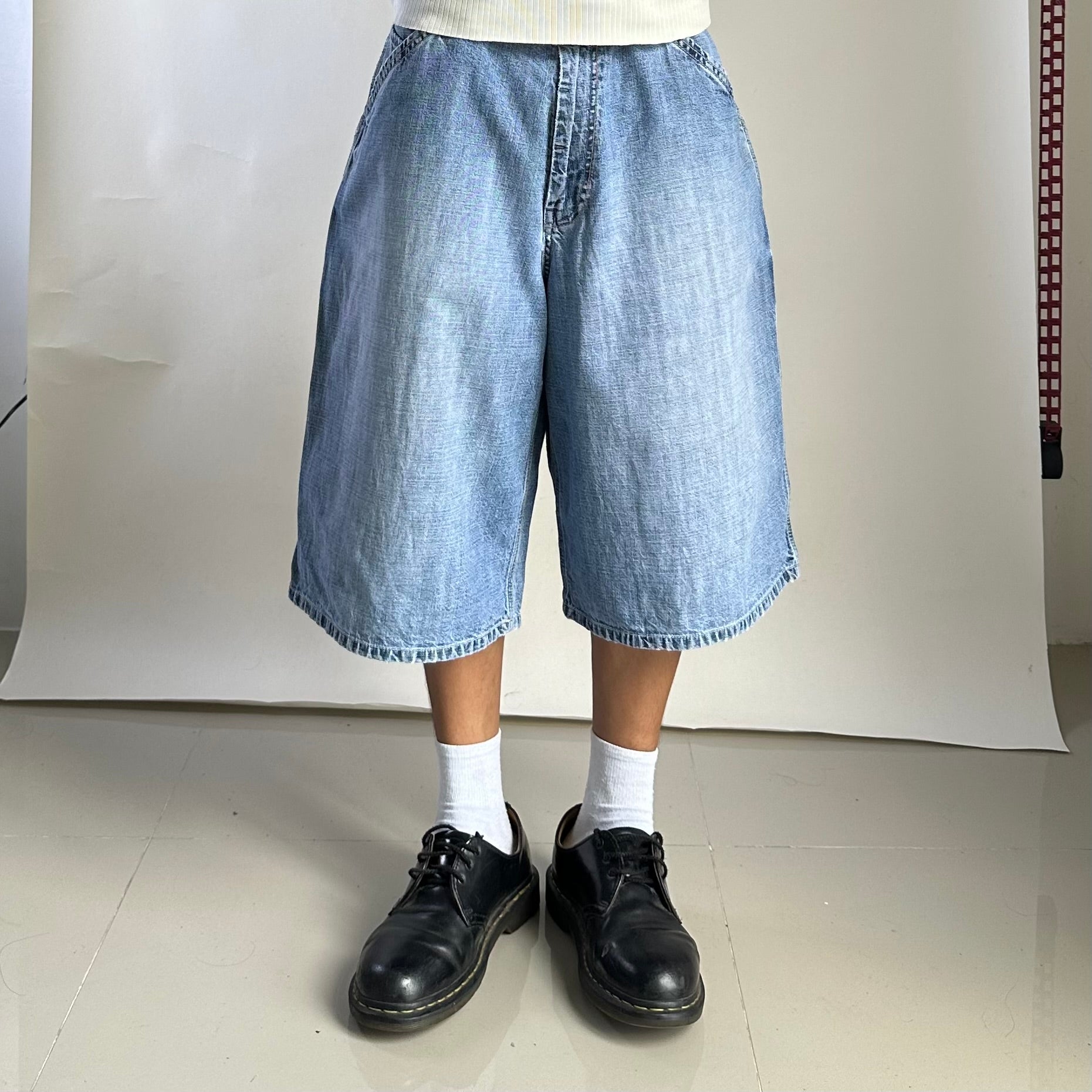 Lucky Brand Carpenter Jorts in Blue Denim Wash (Size 36)