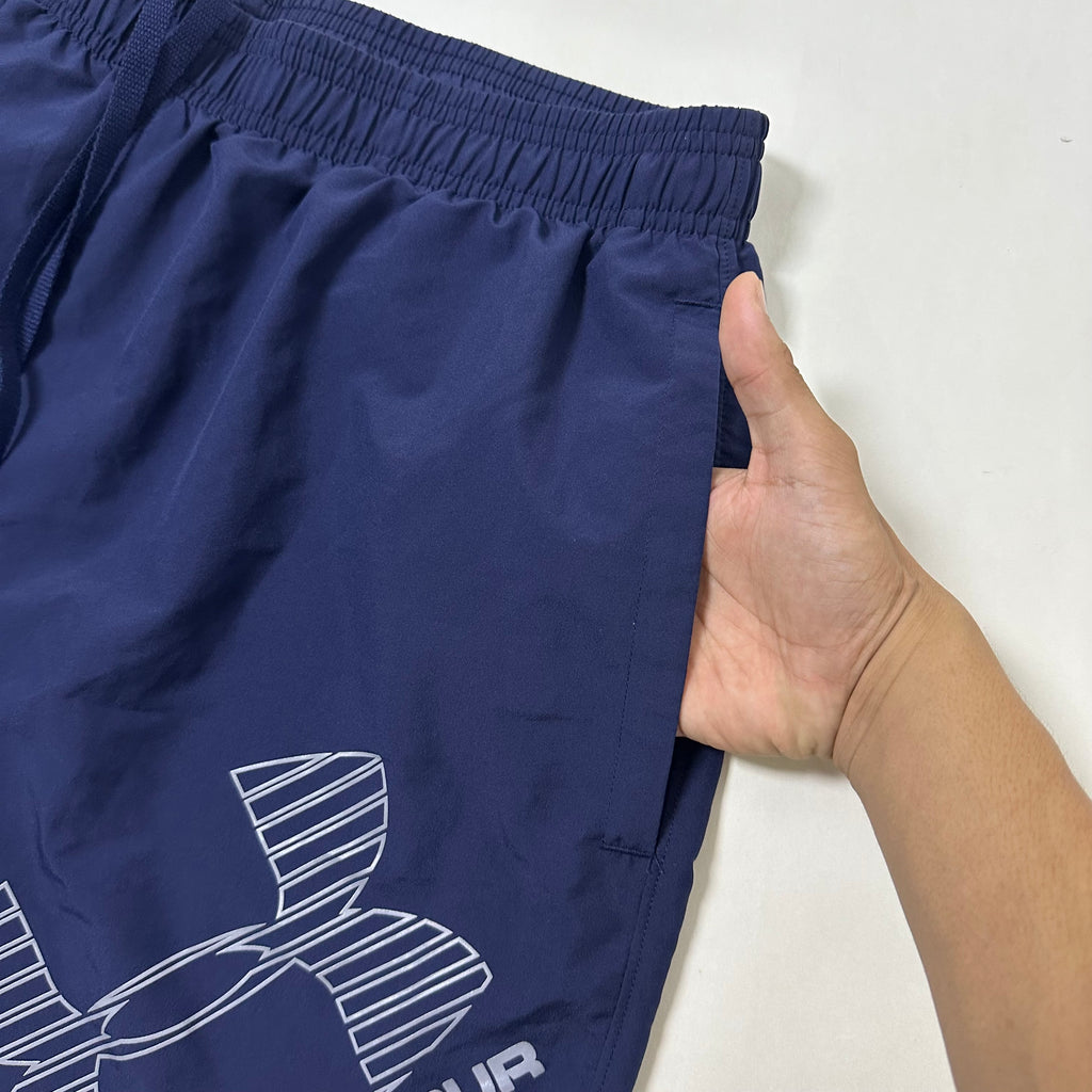 Under Armour Men's UA Tech Woven Graphic Shorts in Midnight Navy Size XL (32-40)