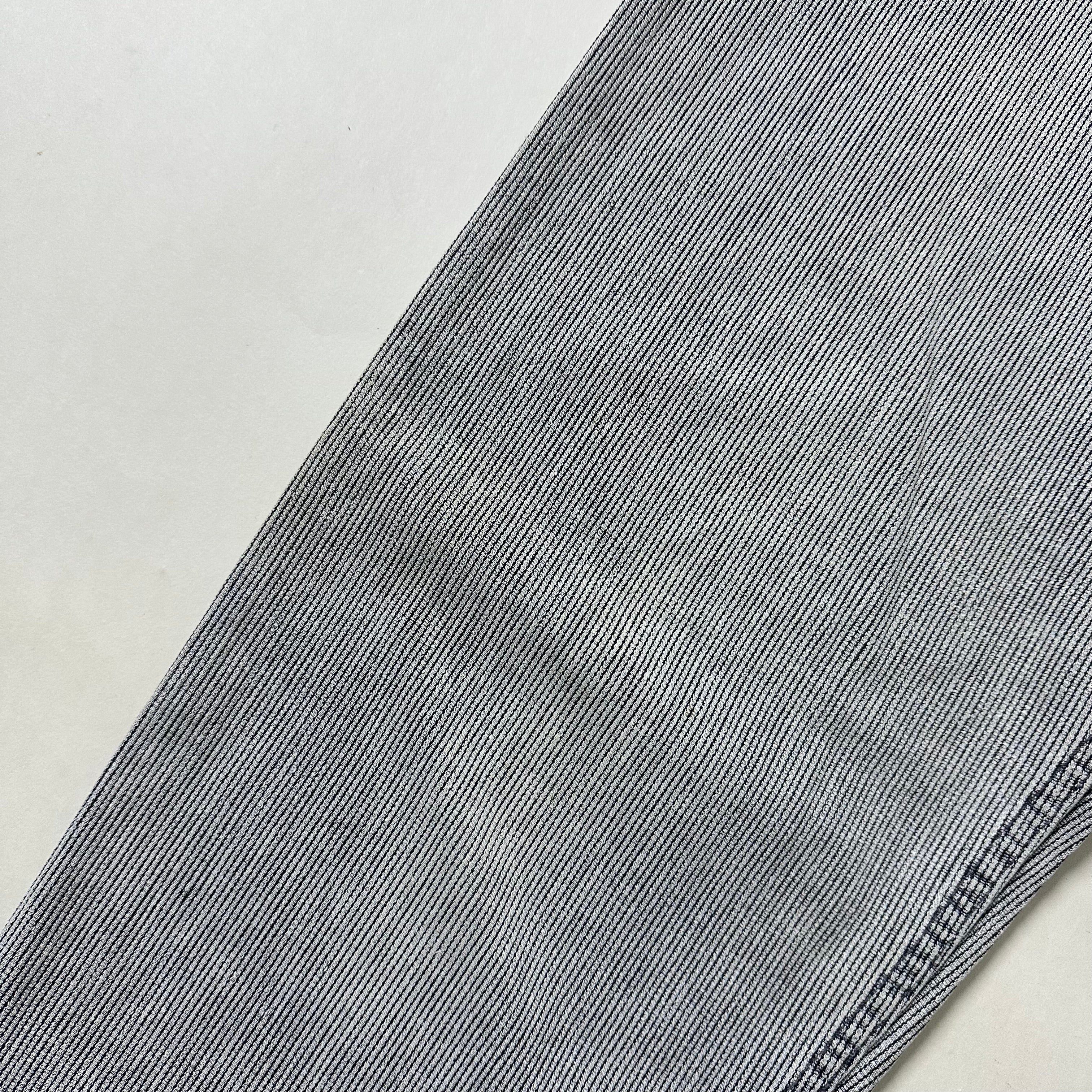 Vintage Levi’s 550 Relaxed Tapered Fit Corduroy Jeans in Gray (Size 34)