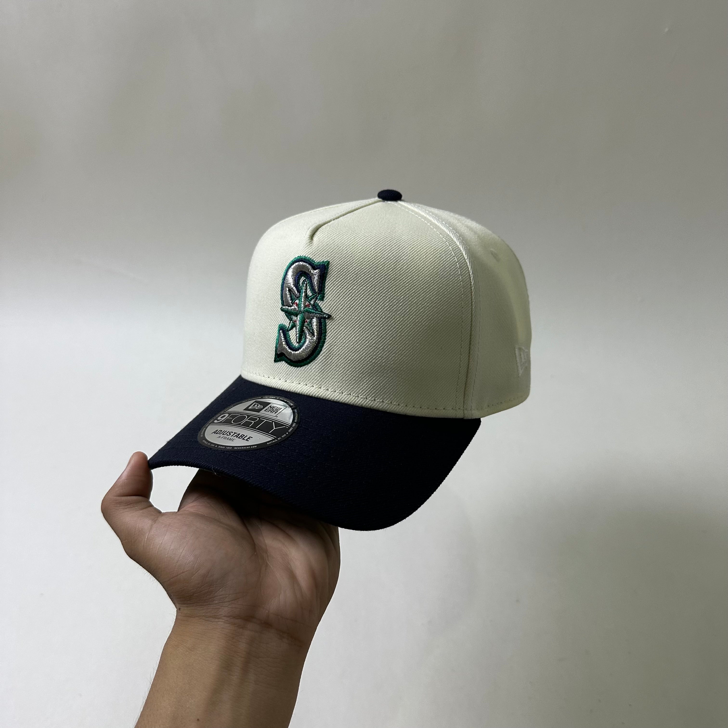 BRAND NEW NEW ERA A-Frame Snapback Cap Seattle Mariners in Two-tone (One Size)