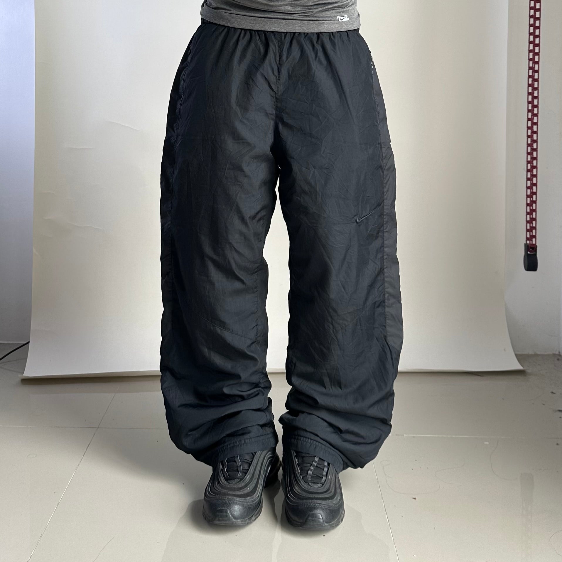 NIKE Embroidery Swoosh Track Pants in Black (Size 28-38)