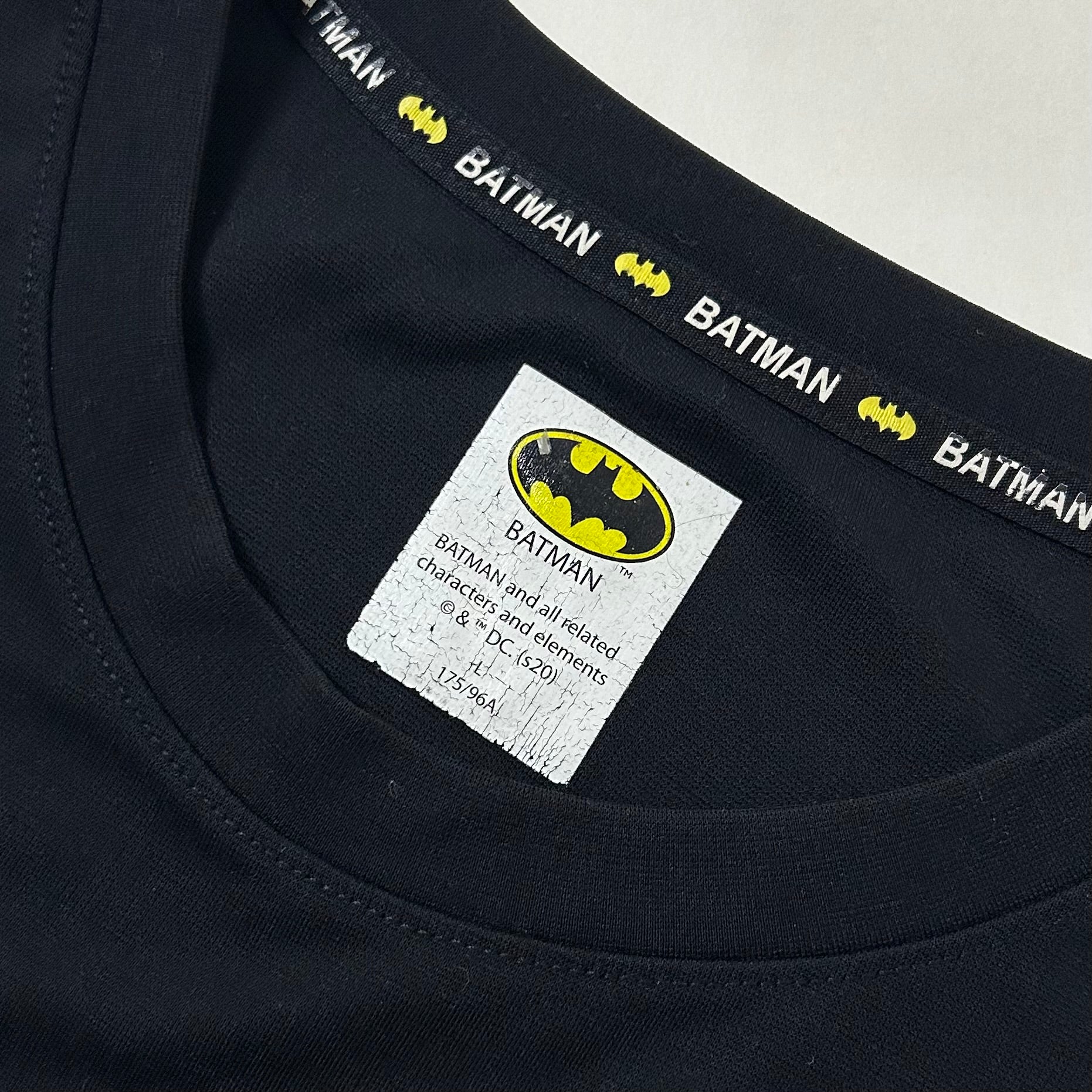 Batman DC Comics by XTEP Big Graphics on Back T-shirt Black (Size Large) - SOLD