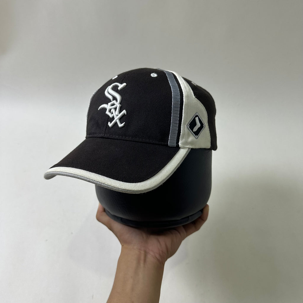 Vintage TEI Chicago White Sox MLB Strapback Cap in Black (One Size)