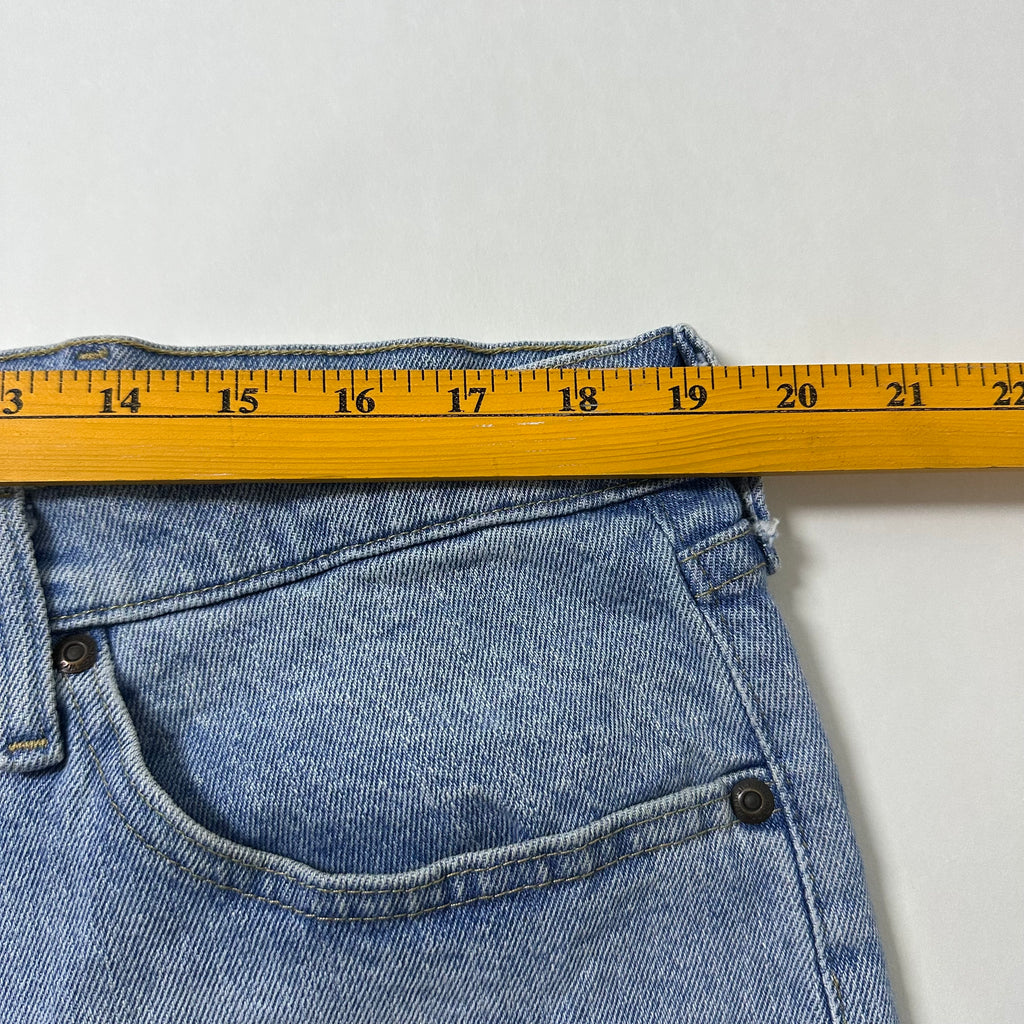Wrangler Light Washed Jorts (Size 38)