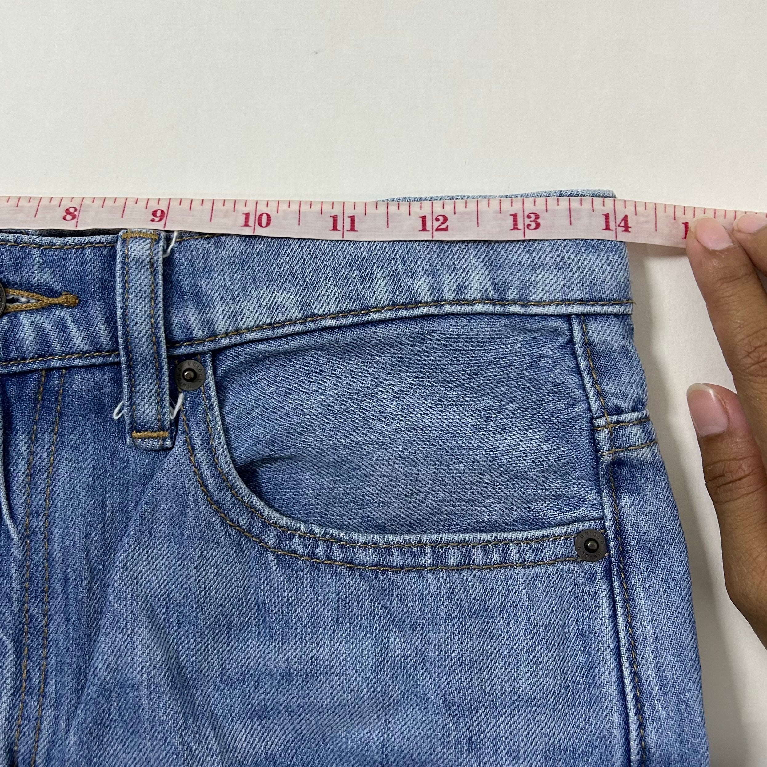 Uniqlo Baggy Jeans Unisex (Size 28) - SOLD