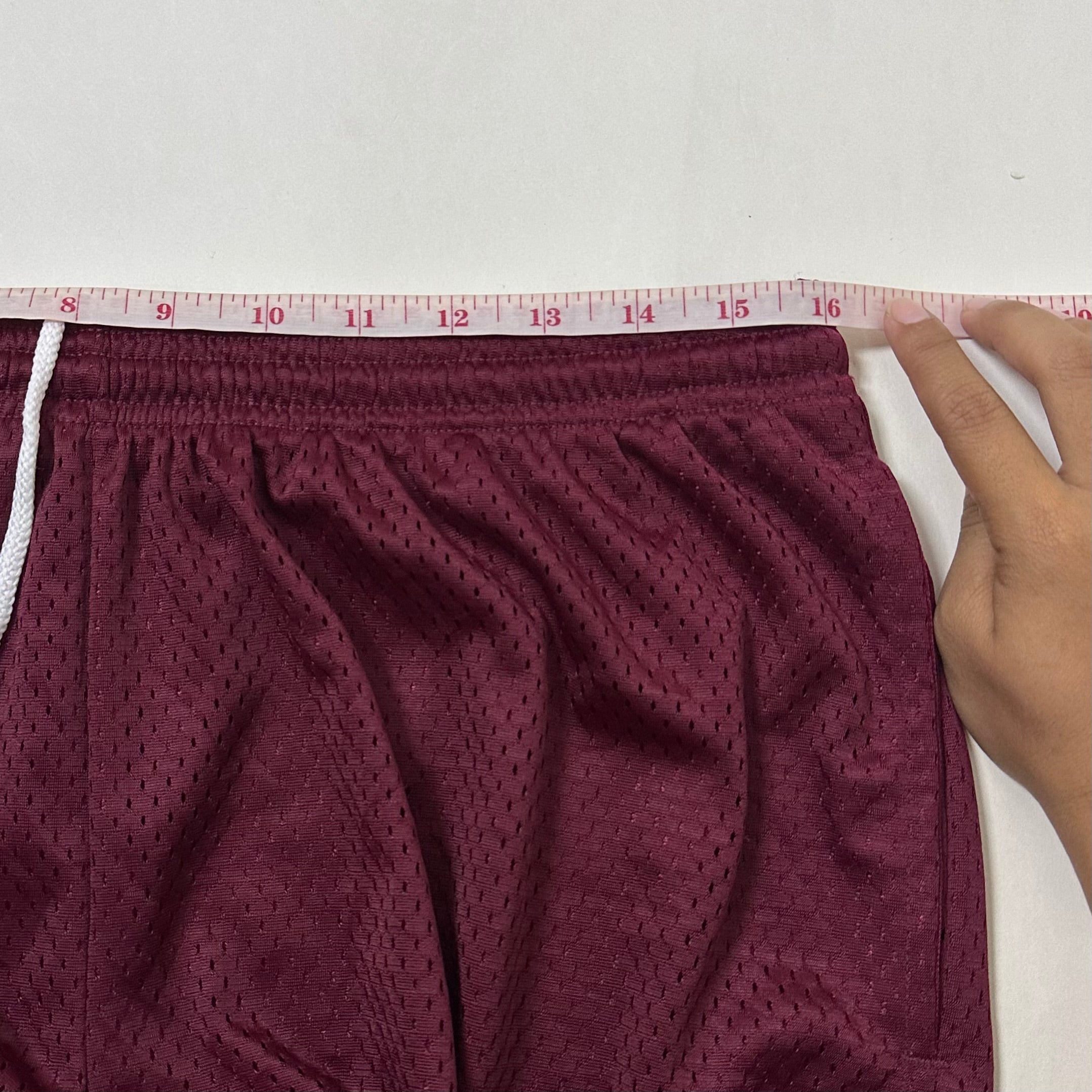 Champion Men’s Long Mesh Shorts in Maroon Size Large (32-38)
