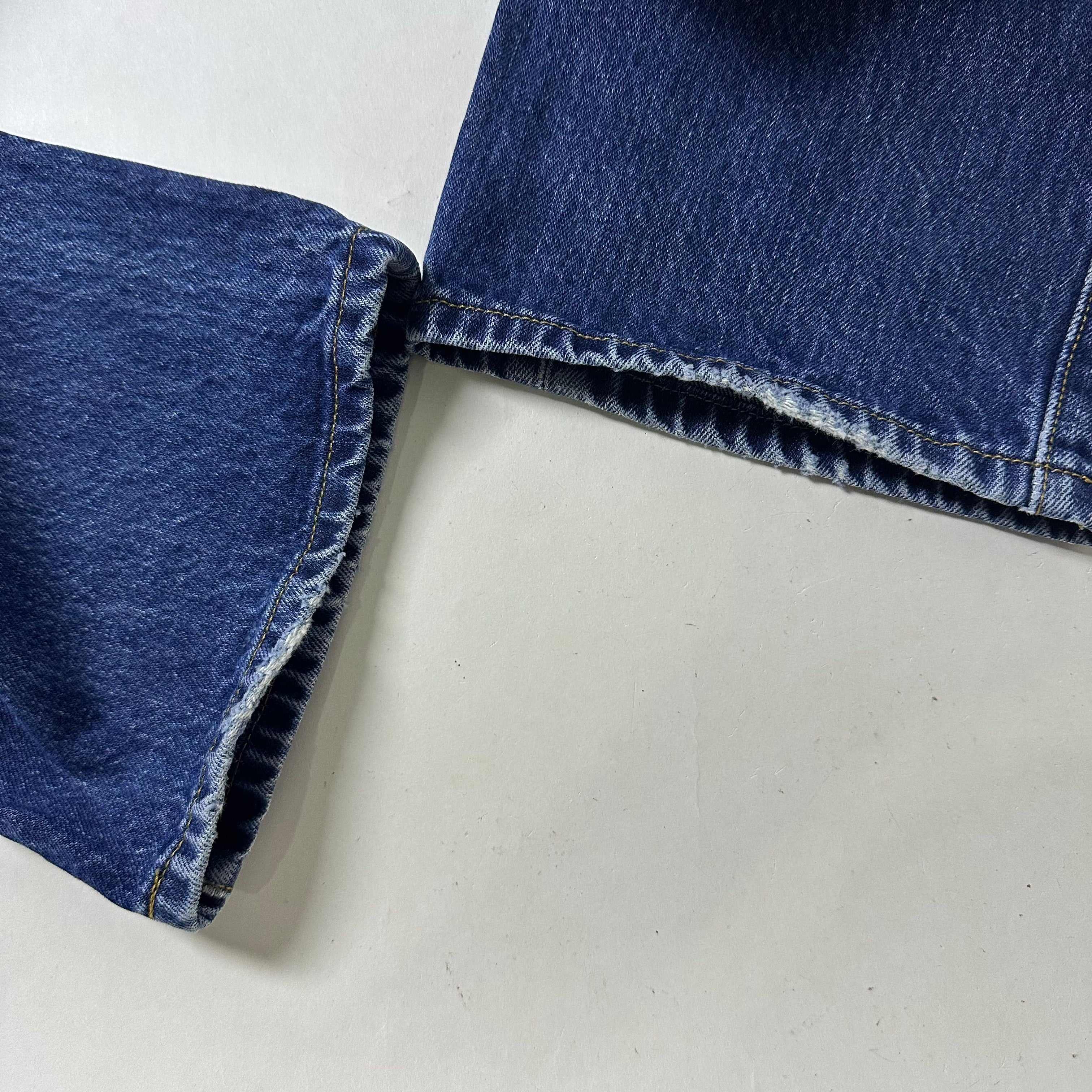 Levi’s 501 Original Fit Jeans Button Fly in Rinse Dark Wash (Size 34)