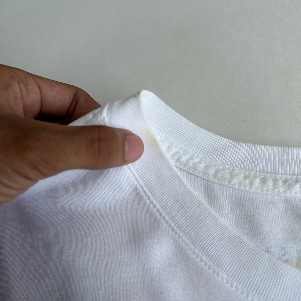 Nike Wrap around Swoosh T-shirt White Large