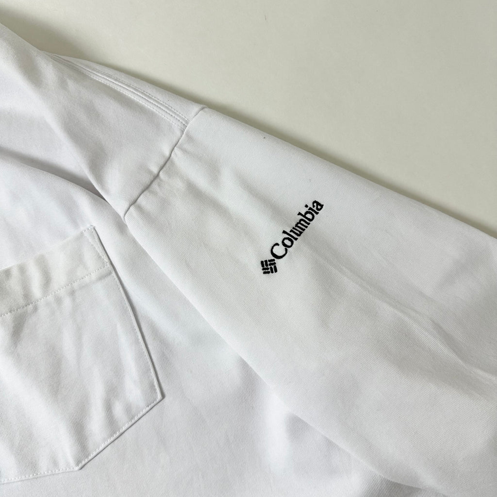 Columbia Longsleeve Pocket T-shirt in White (Size XL)