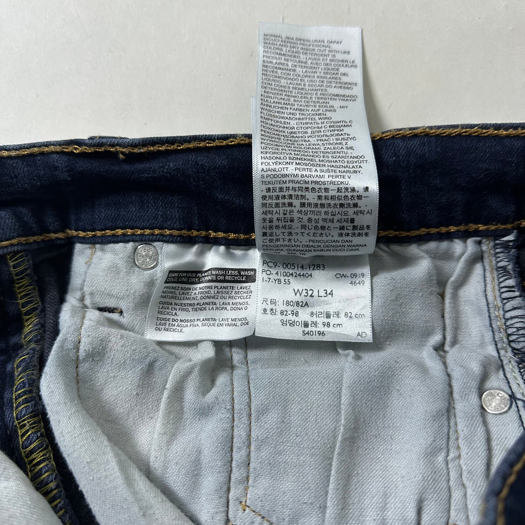 Levi’s 514 Straight Fit Jeans in Dark Blue Stretch Denim (Size 29-32)