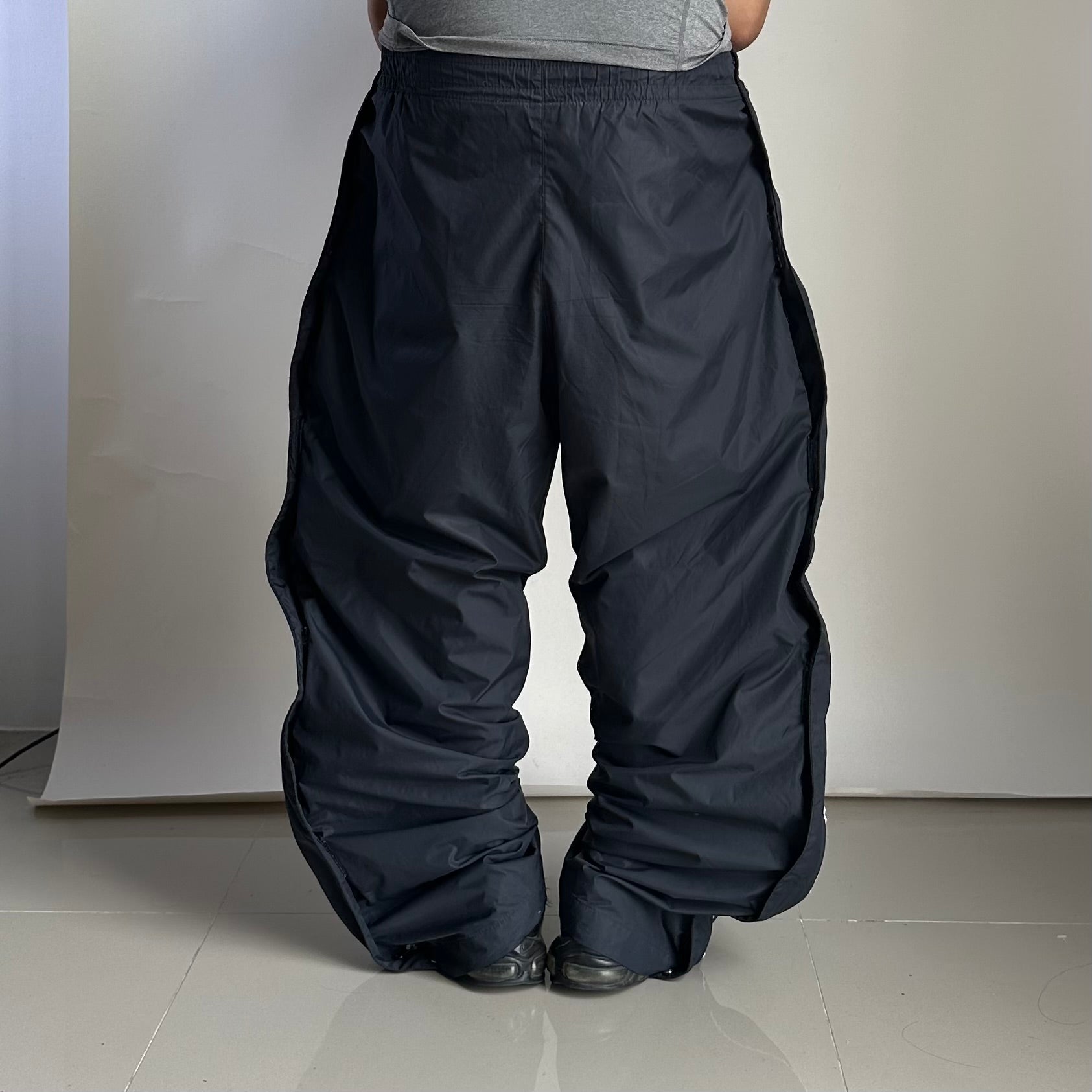 Vintage Y2K Nike Track Pants in Black (Size 32-38)