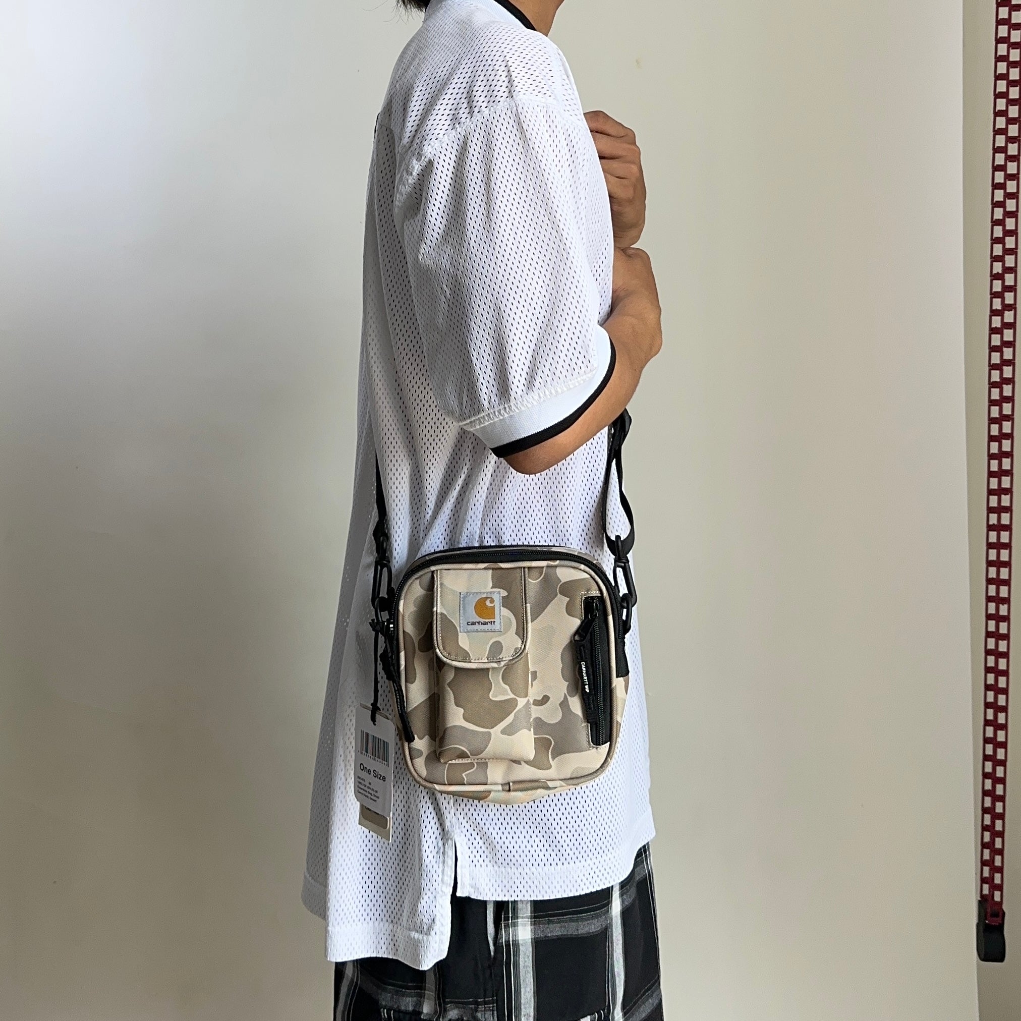 Carhartt WIP Essentials Bag, Small Camo Duck Dessert