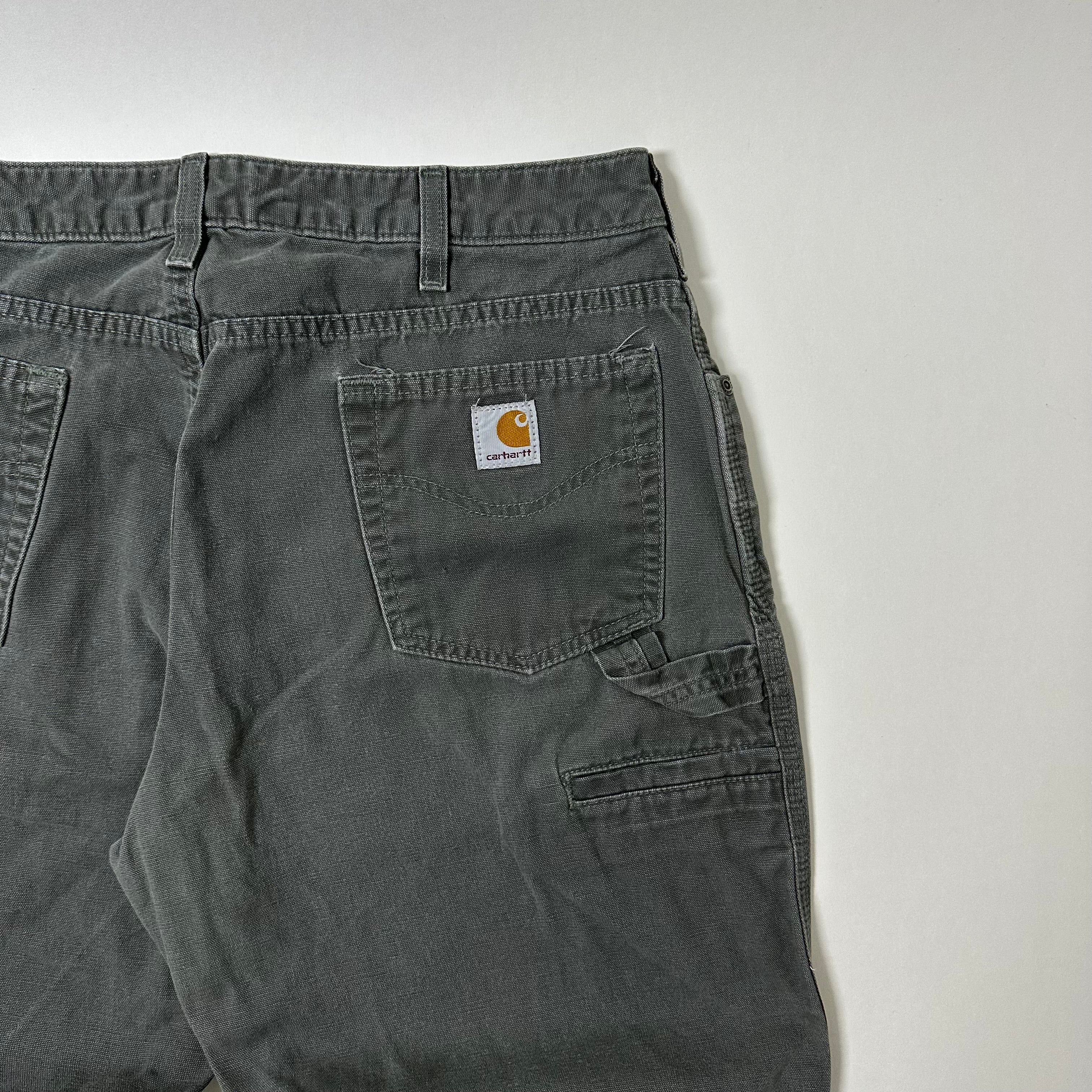 Carhartt Carpenter Pants Unisex in Dark Moss Green (Size 34)