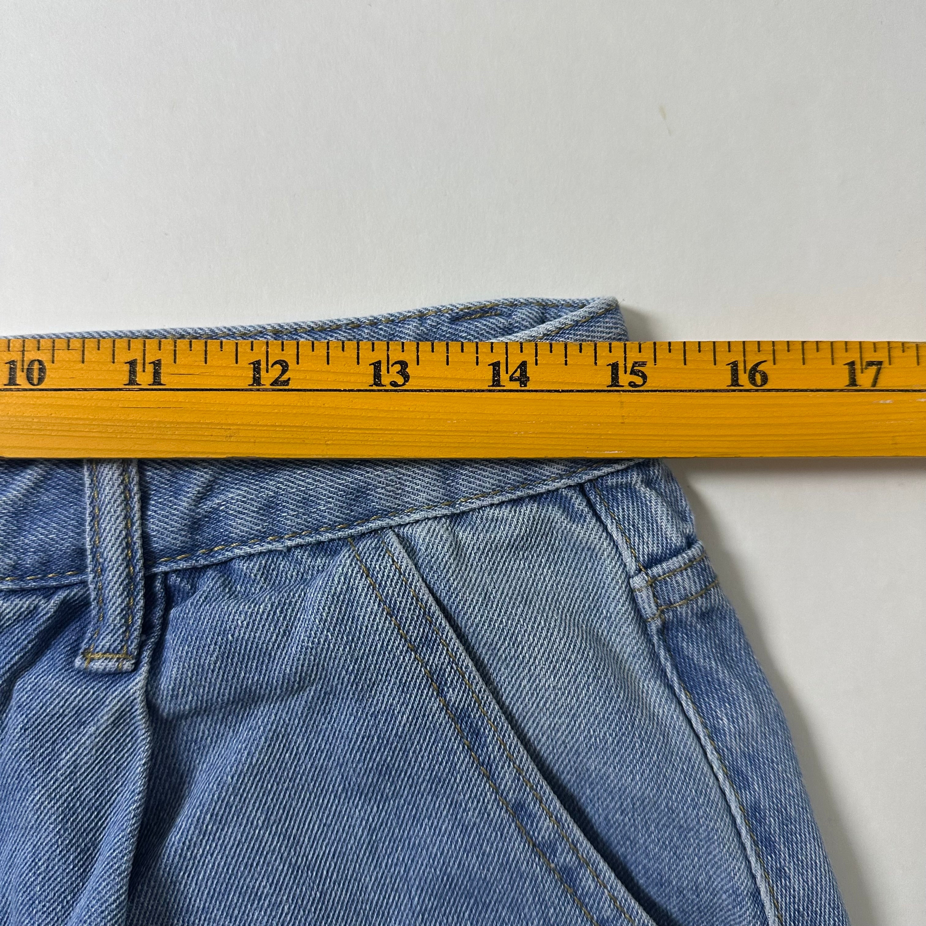 QueenShop Baggy Cargo Long Jorts Light Wash (Size 30)