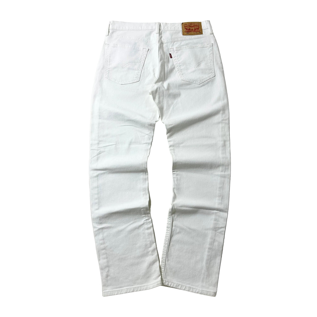 Levi’s 541 Athletic Taper Fit Jeans in White (Size 31-32)