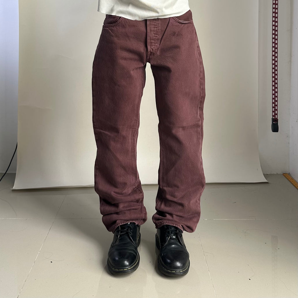 Levi’s 501 Original Fit Jeans Button Fly in Bitter Chocolate/Burgundy Maroon (Size 32)