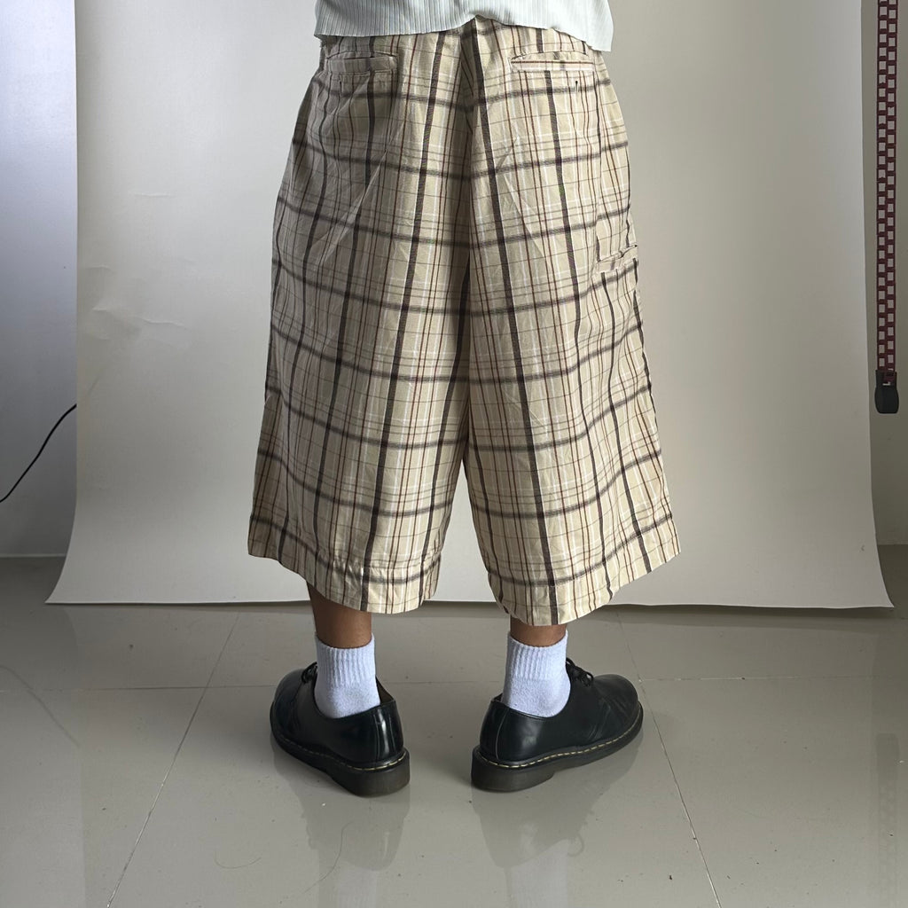 Y2k Vibes Gold Label Plaid Twill Shorts (Size 40)