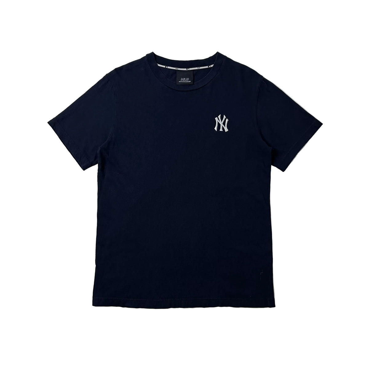MLB New York Yankees T-Shirt in Navy Blue (Size Medium)