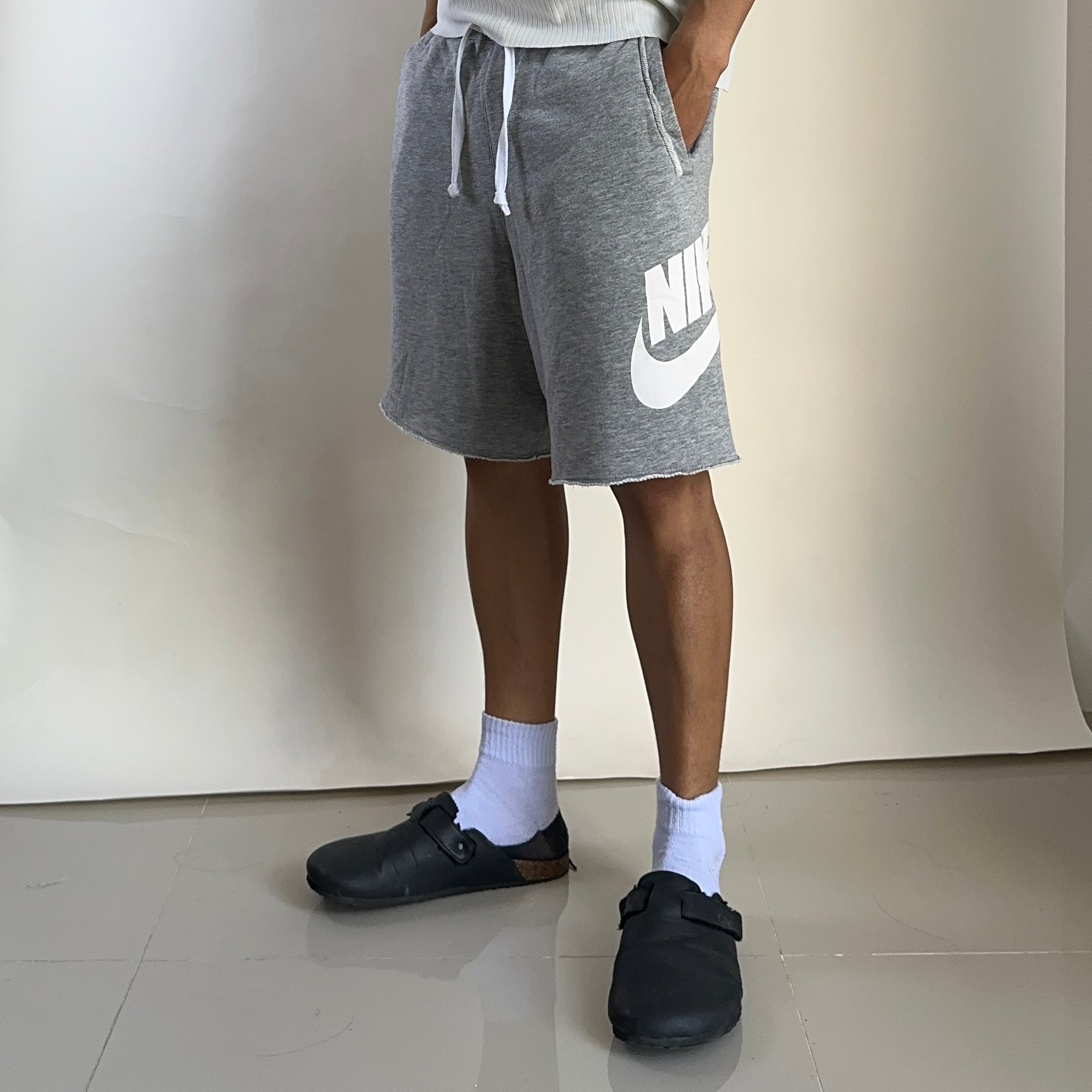 Nike Alumni Shorts Gray (Size 30-36)
