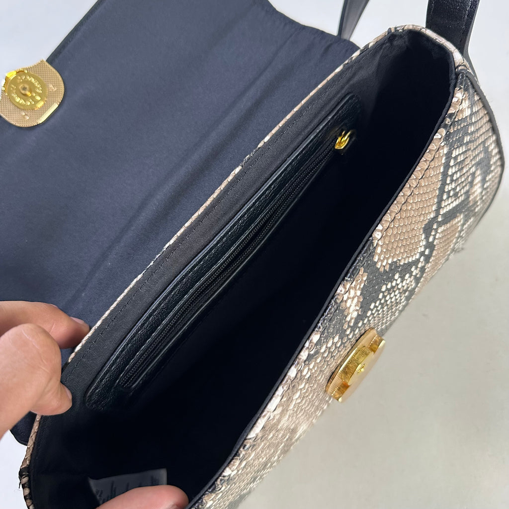 BRAND-NEW Time &Tru Women Shoulder Bag in Snake pattern (One Size)