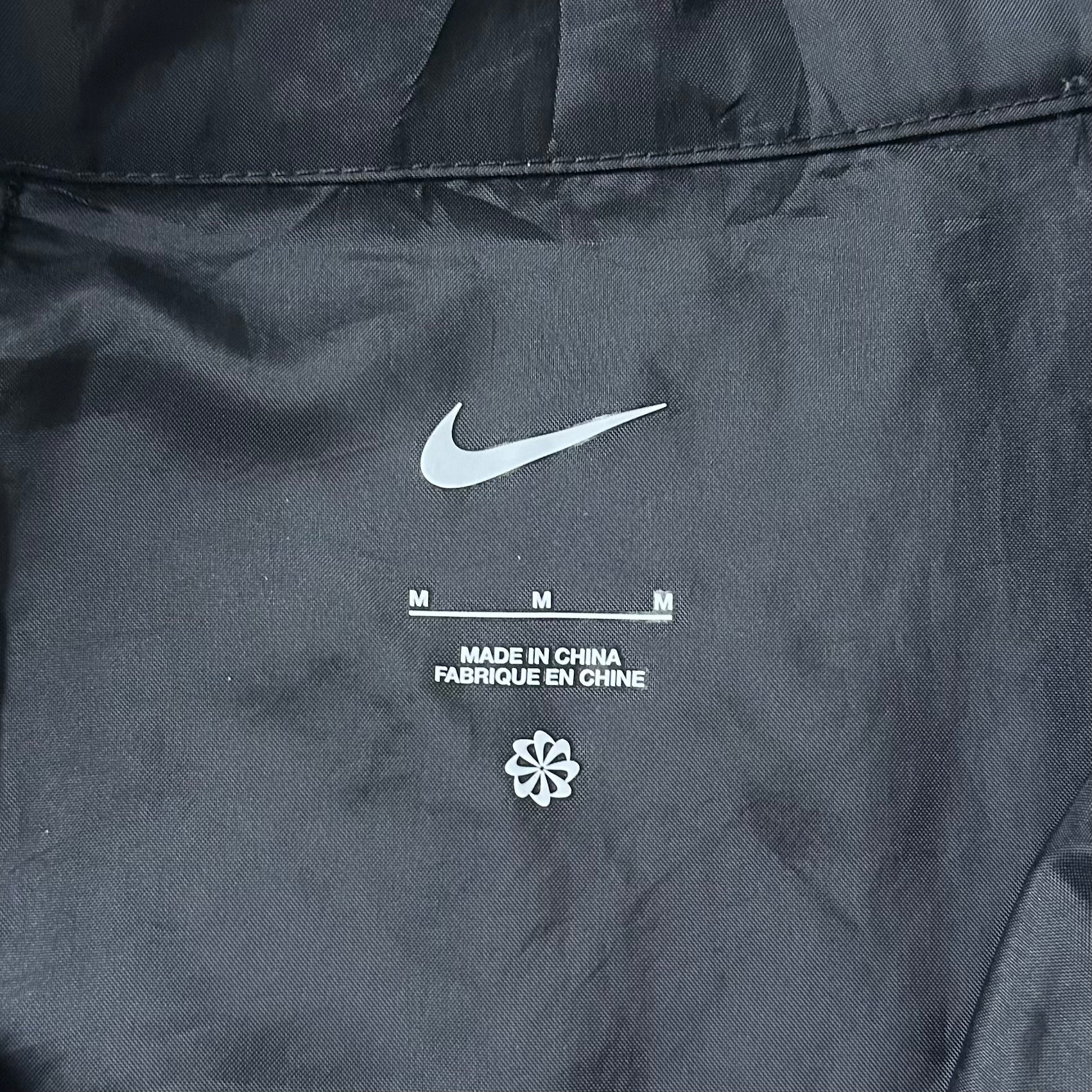 Nike Giannis “Freek” Track Lightweight Jacket in Black (Size Medium) Boxy Fit — SOLD