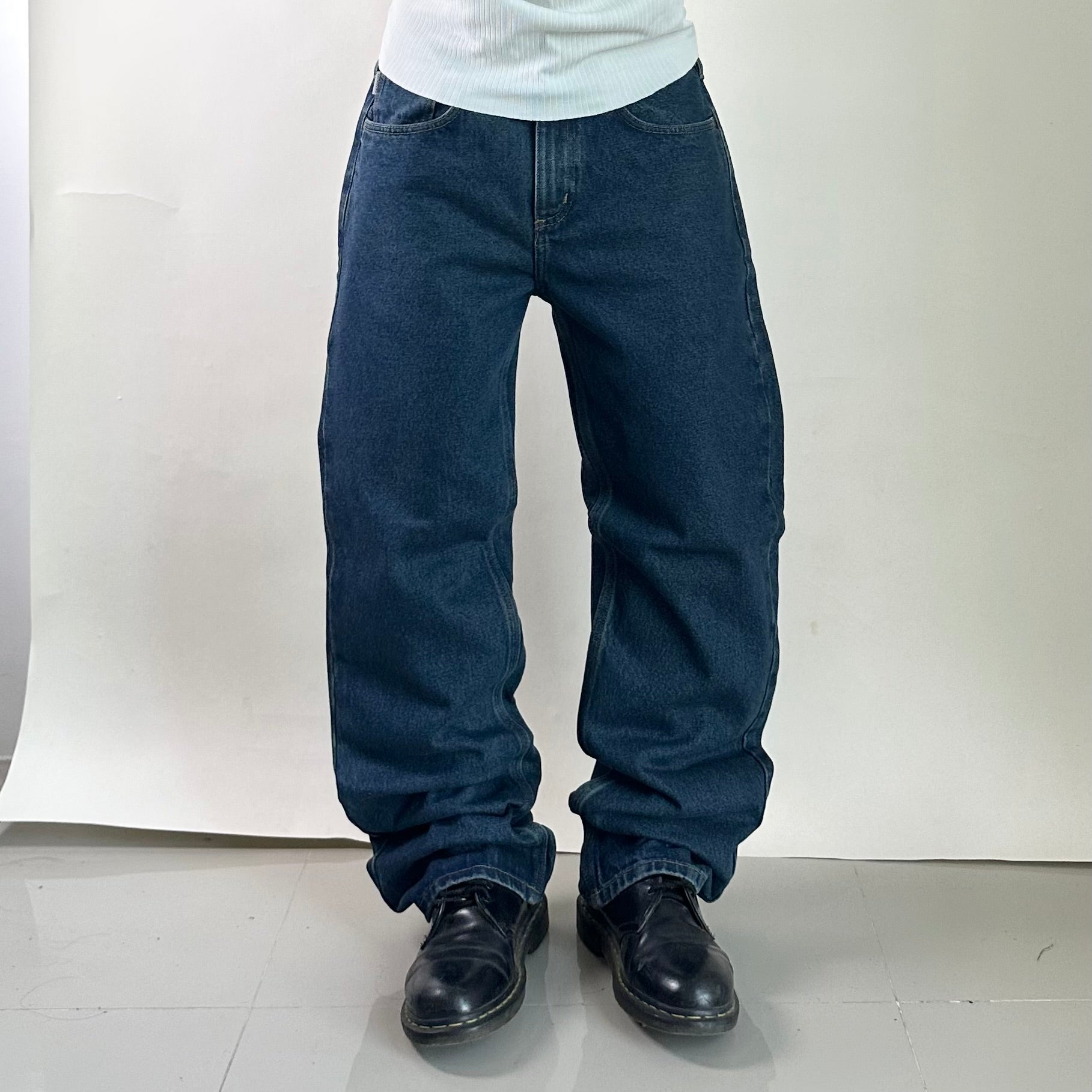 BRAND-NEW Carhartt Straight Traditional Fit Denim Pants (Size 32) — SOLD