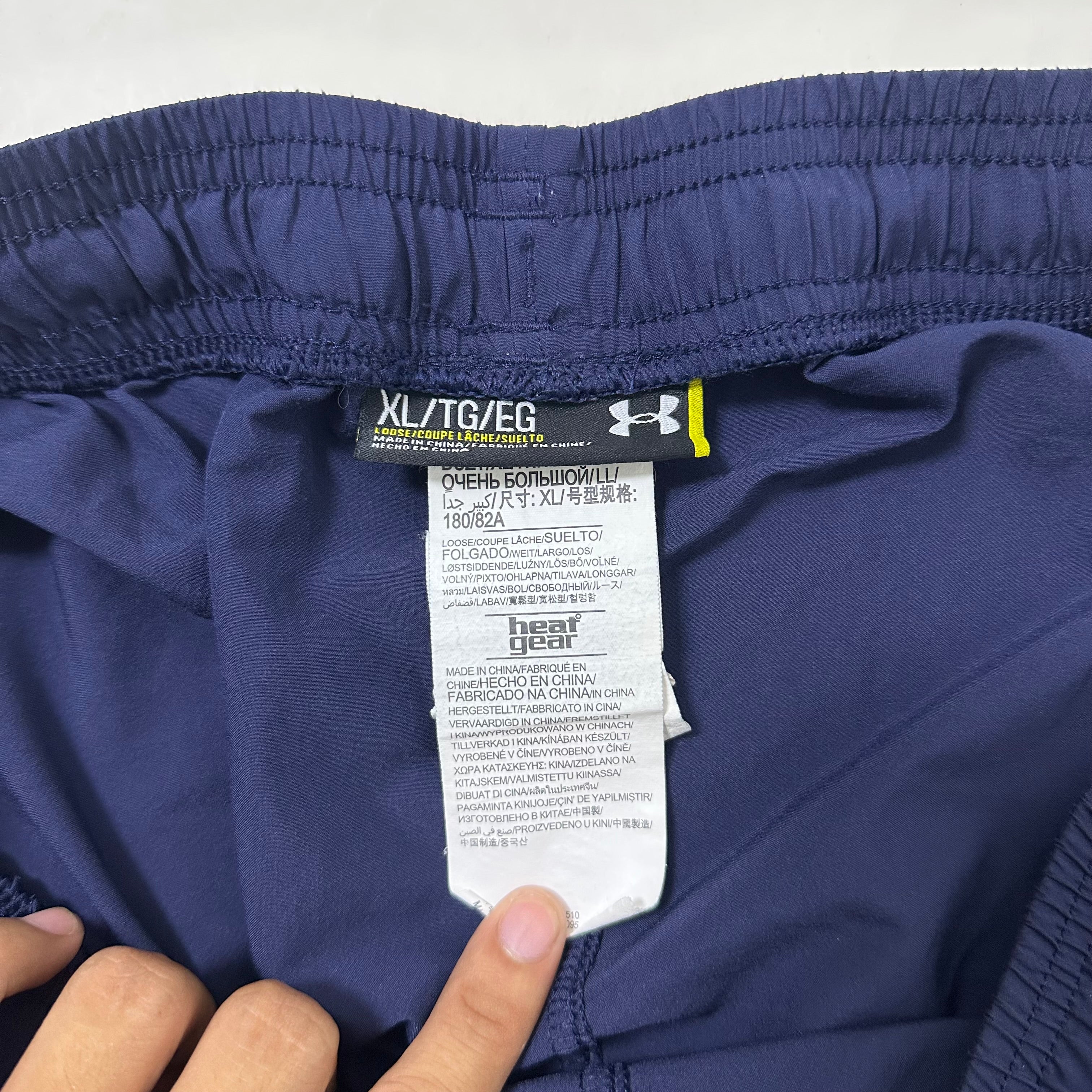 Under Armour Men's UA Tech Woven Graphic Shorts in Midnight Navy Size XL (32-40)