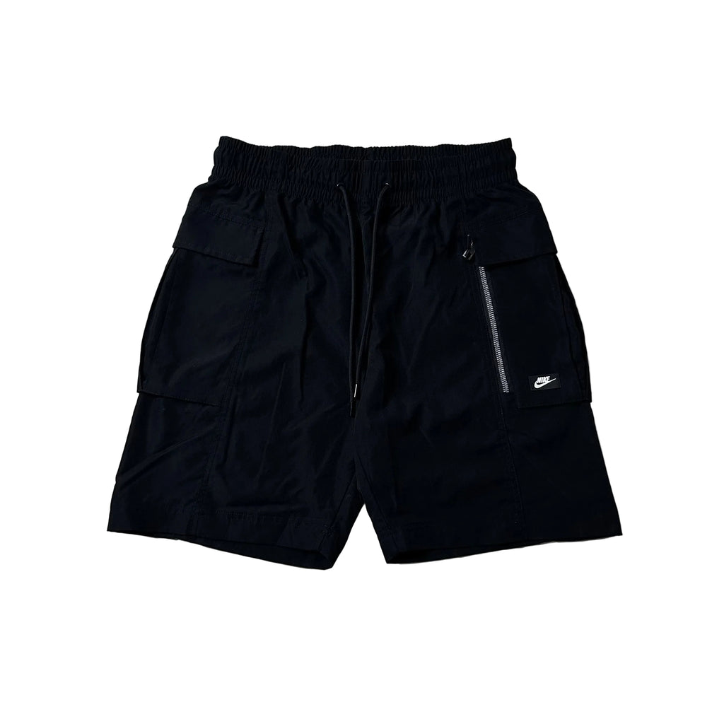 Nike Cargo Shorts in Black (Size 28-34)