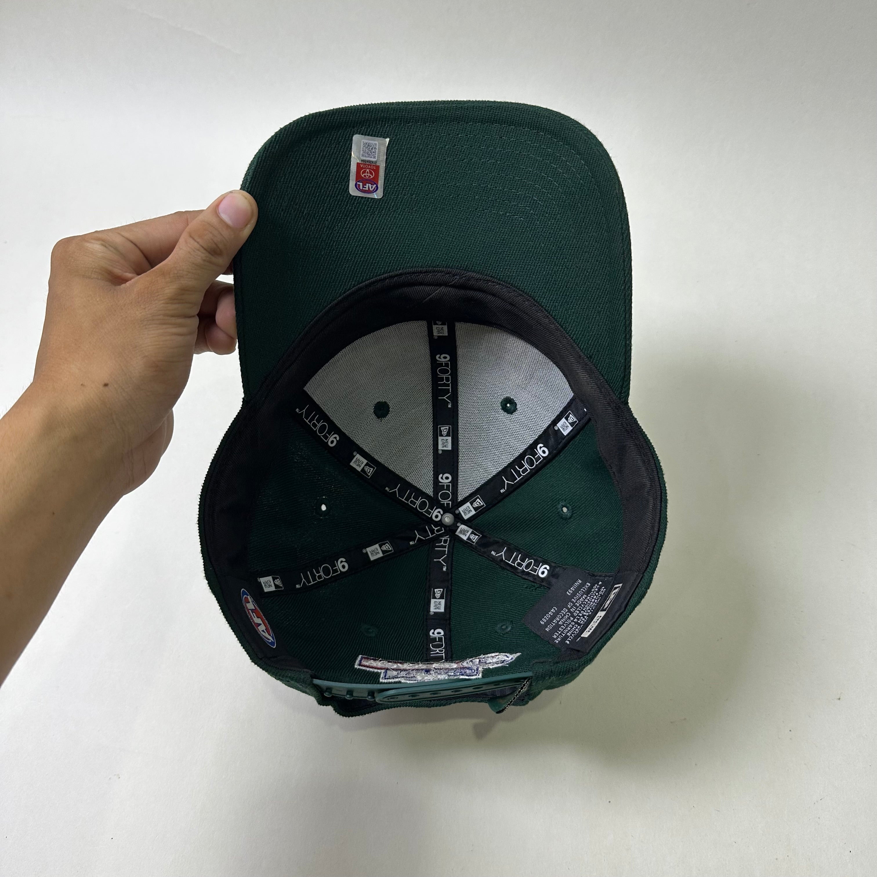 NEW ERA 2024 AFL Grand Final 9Forty SnapBack Cap in Dark Green (One Size) — SOLD