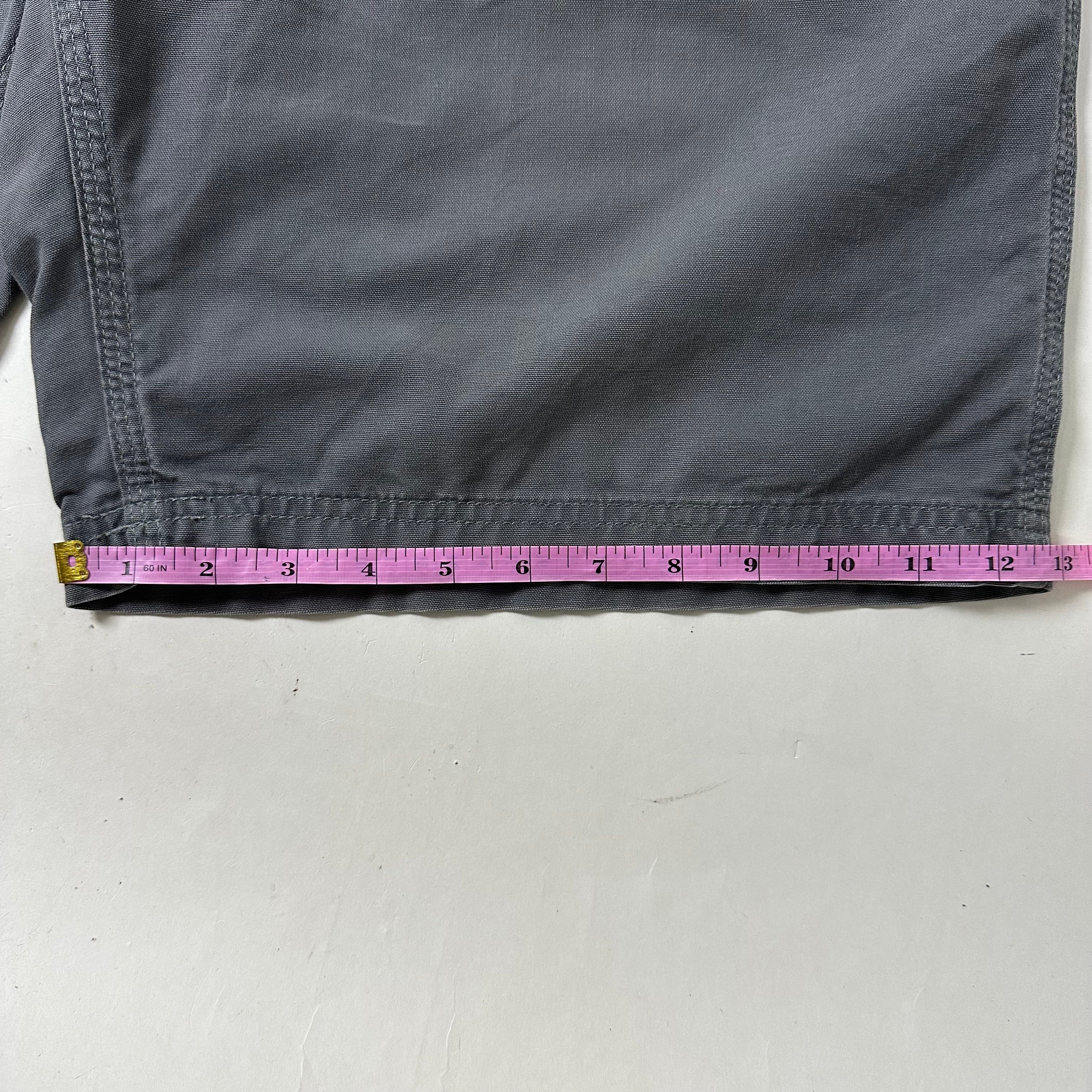 Carhartt B147 Original Fit Carpenter Shorts in Fatigue/Gray (Size 38)