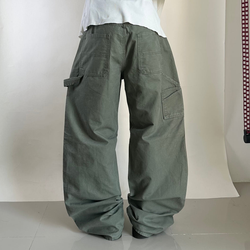Old Navy Vintage Baggy Carpenter Pants Moss Green (Size 34-36)