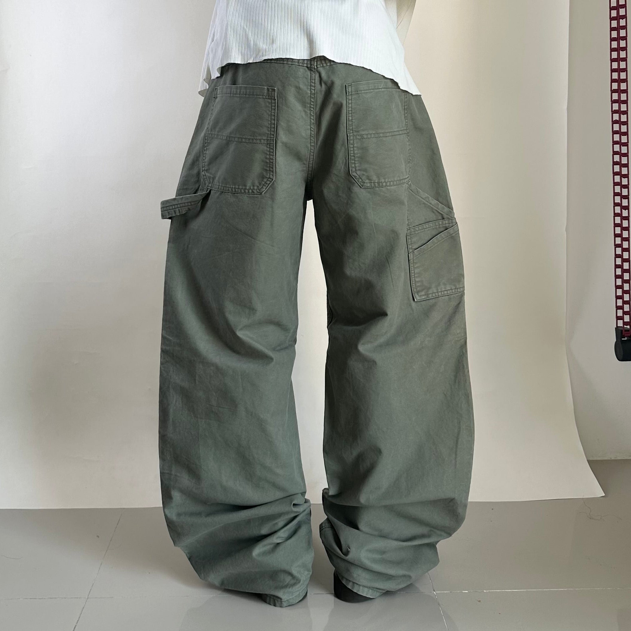 Old Navy Vintage Baggy Carpenter Pants Moss Green (Size 34-36)