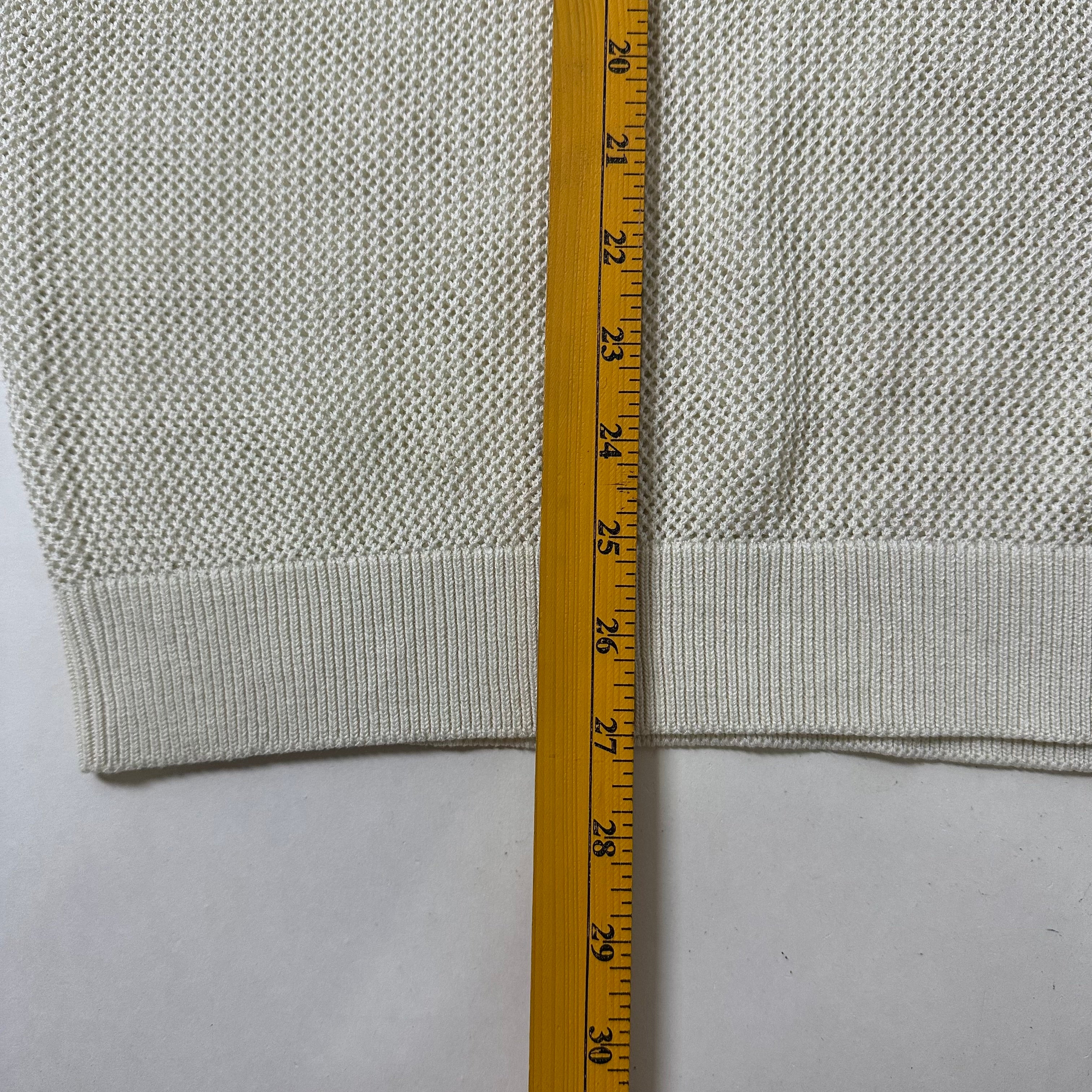 GU Mesh Knit Open Collar Polo T-shirt in Cream Size Medium
