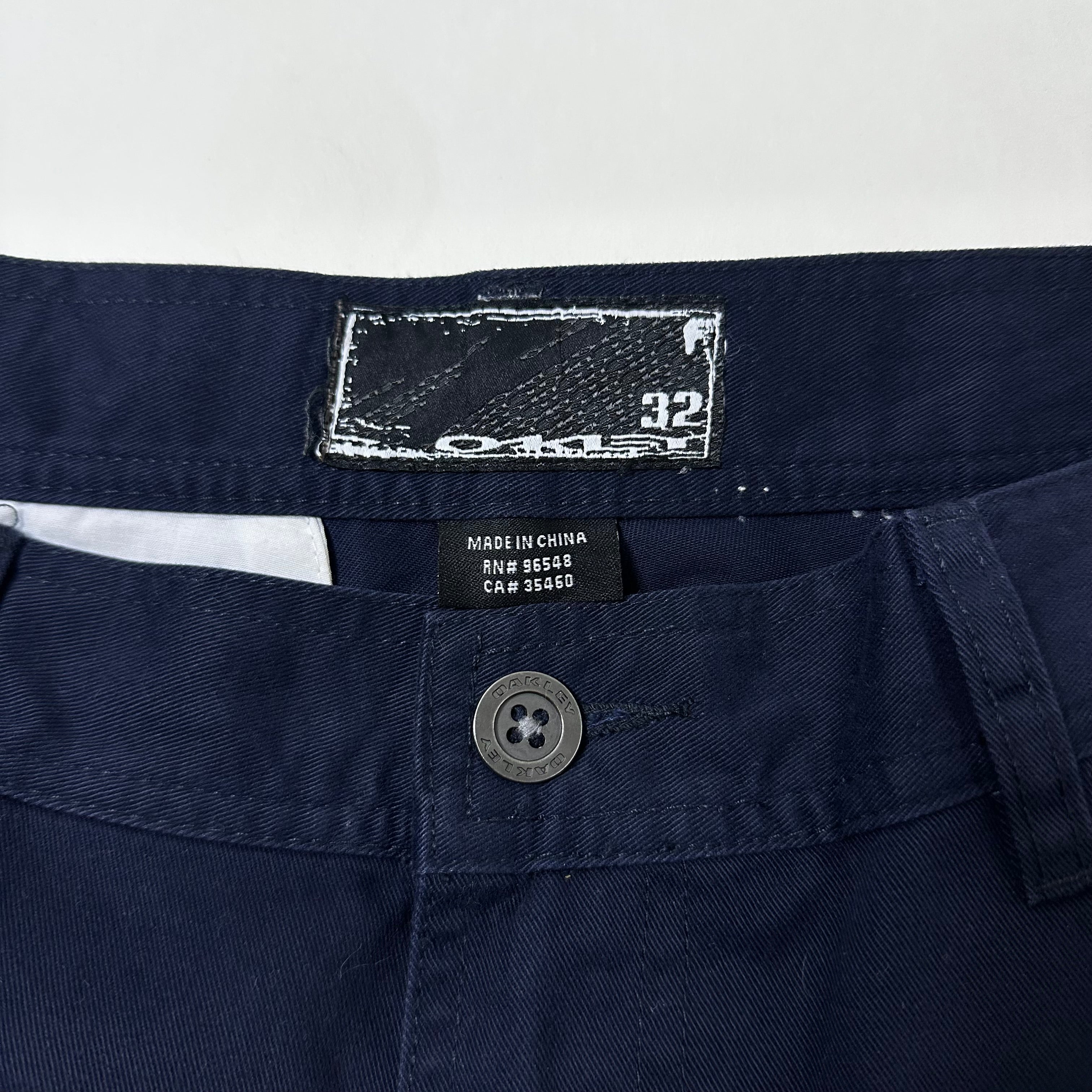 Oakley Chino Icon Shorts Navy (Size 32) - SOLD