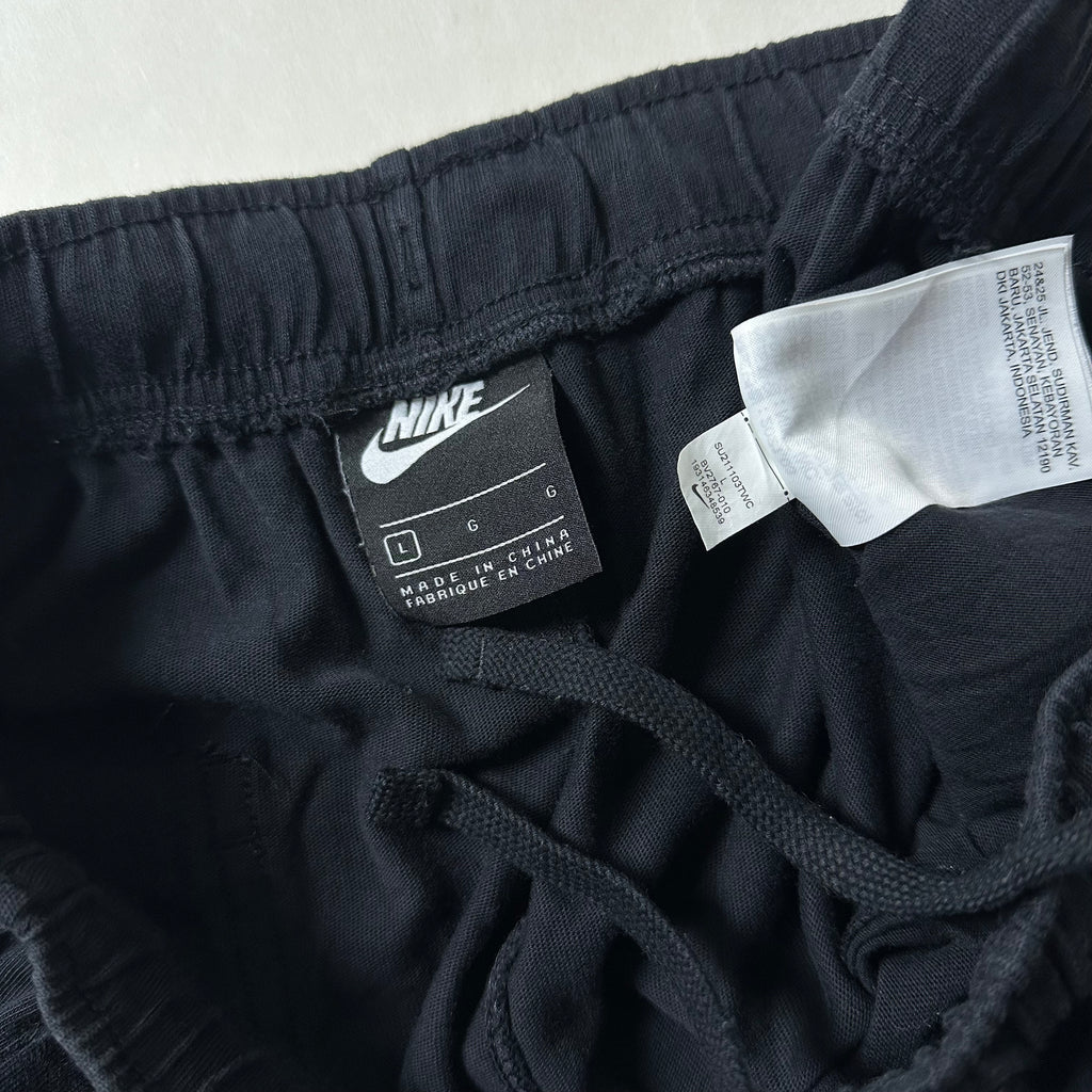Nike Sportswear Sweatpants in Black (Size 30-36)