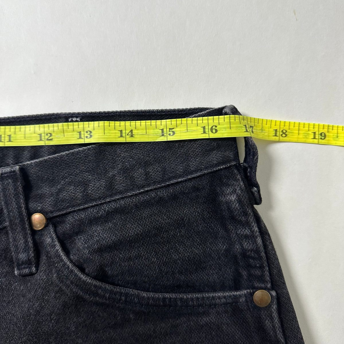 Vintage Made in USA Wrangler Cowboy Cut Original Fit Jeans in Shadow Black (Size 34)