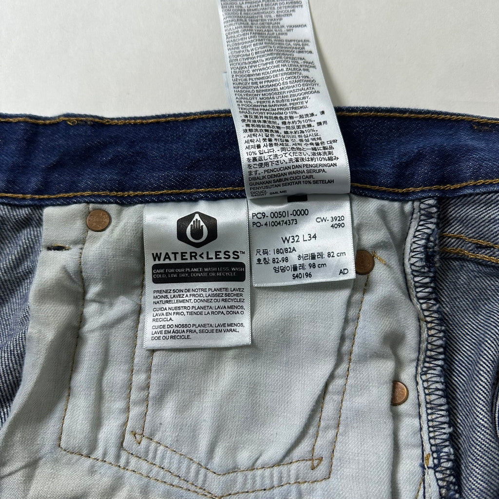 Levi’s 501 Original Fit Jeans Extended Patch in Classic Indigo Dark Wash STF (Size 32)