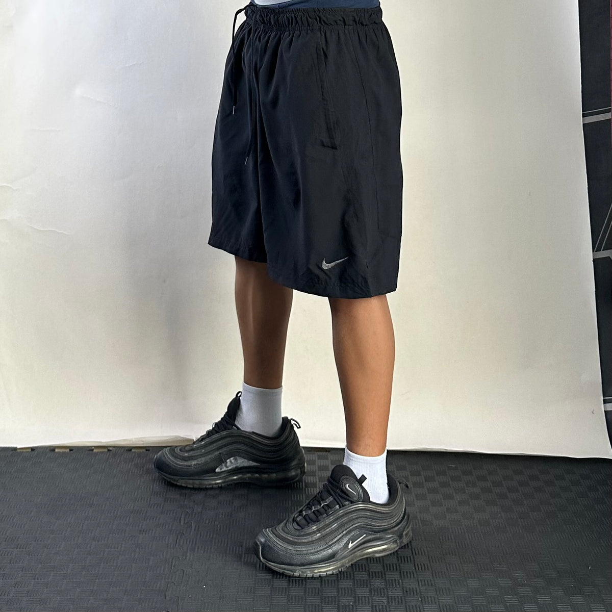 Nike Dri-Fit Shorts in Black (Size 32-38) — SOLD