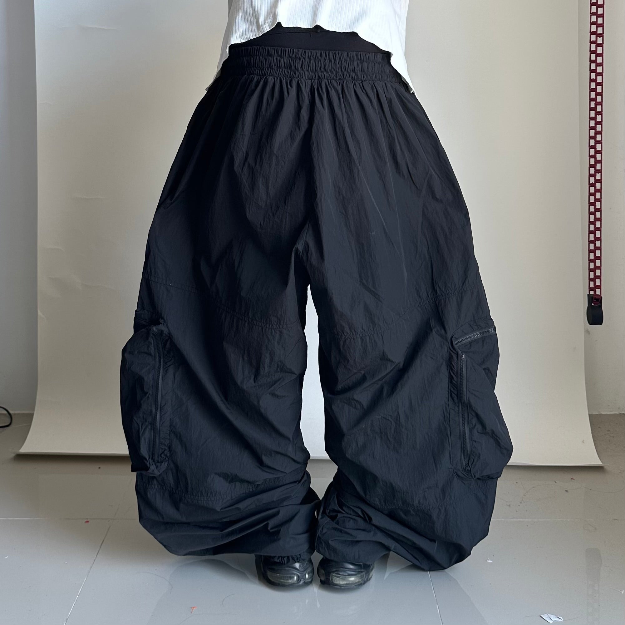 FASHION NOVA Parachute Cargo Baggy Pants in Black (Size 30-38)