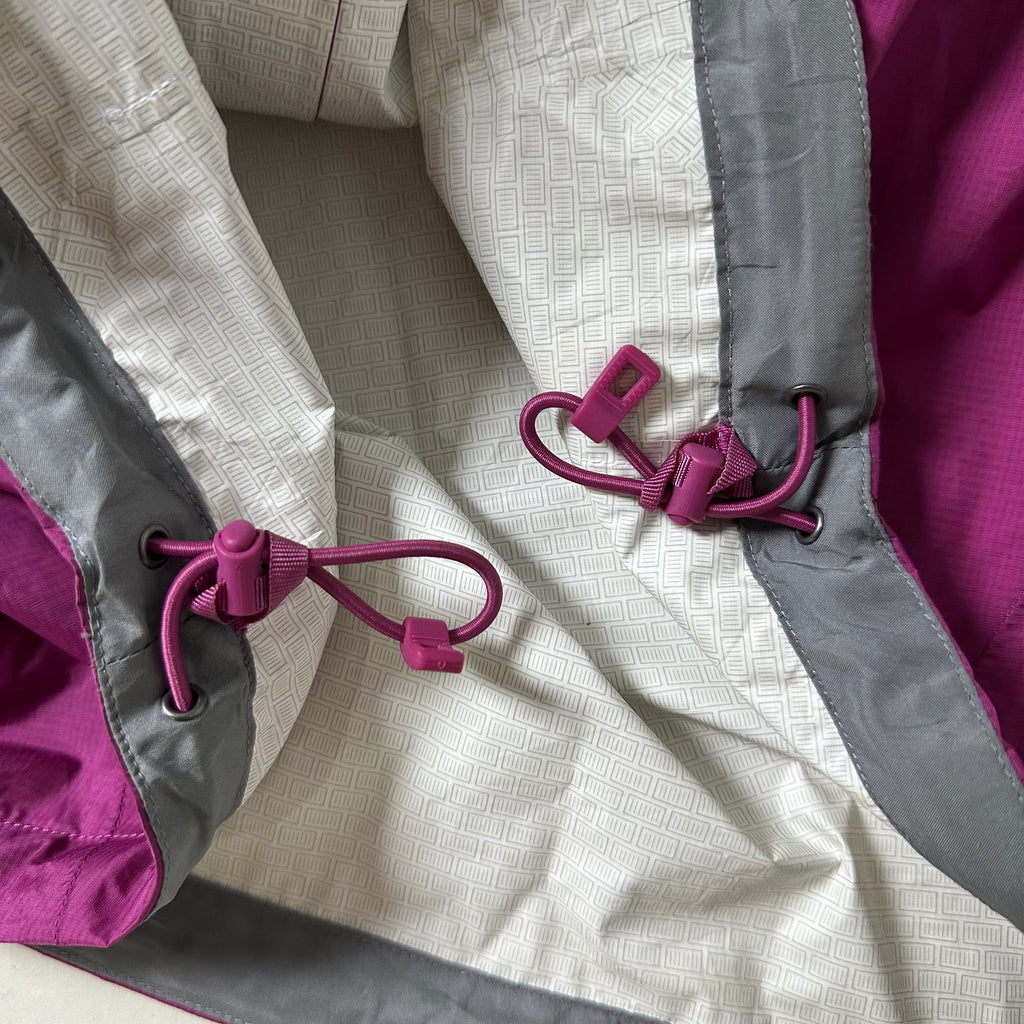 Patagonina H2No Waterproof Women’s Windbreaker Rain Jacket in Magenta (Size Large)