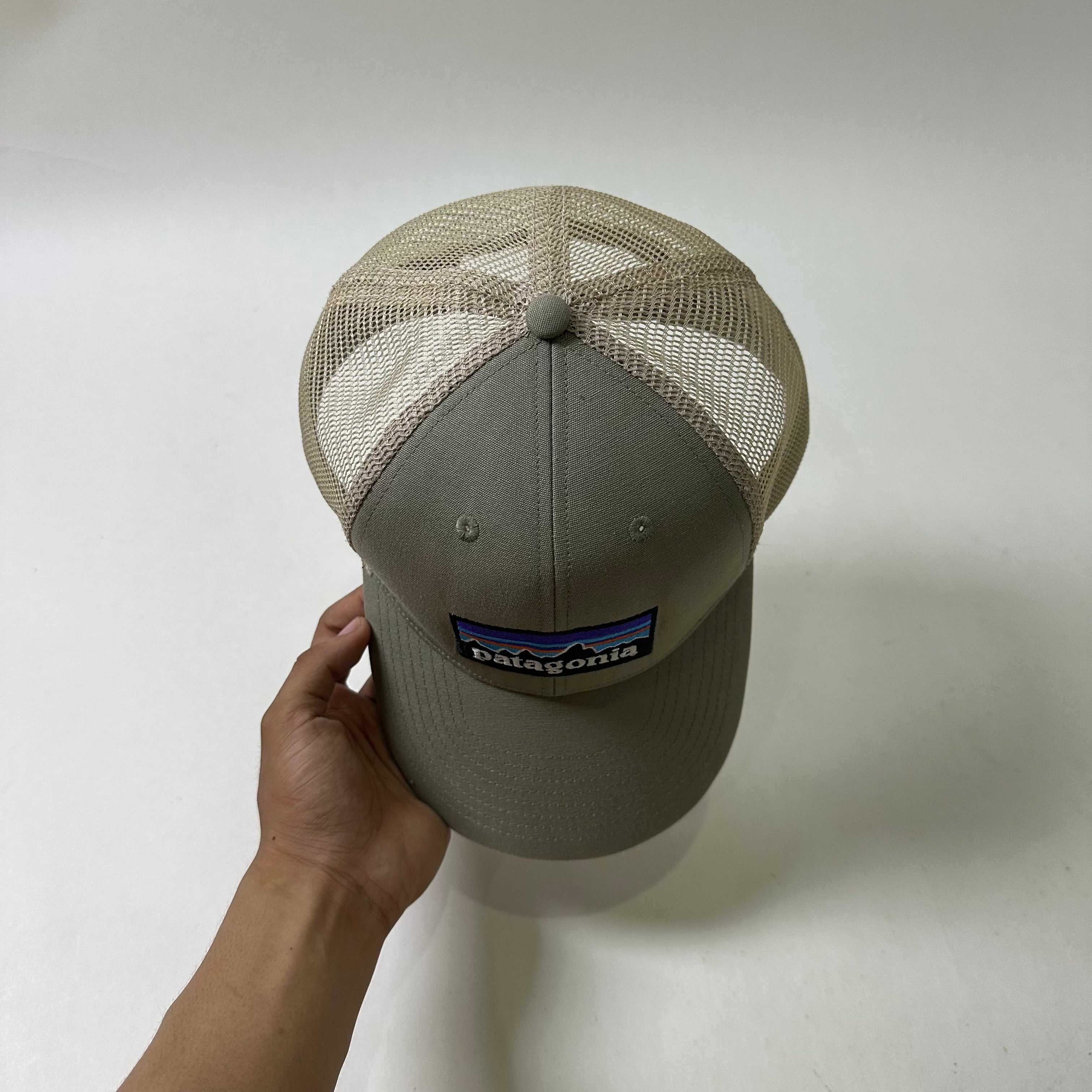Patagonia P-6 Logo LoPro Trucker Hat in Garden Green (One Size) — SOLD