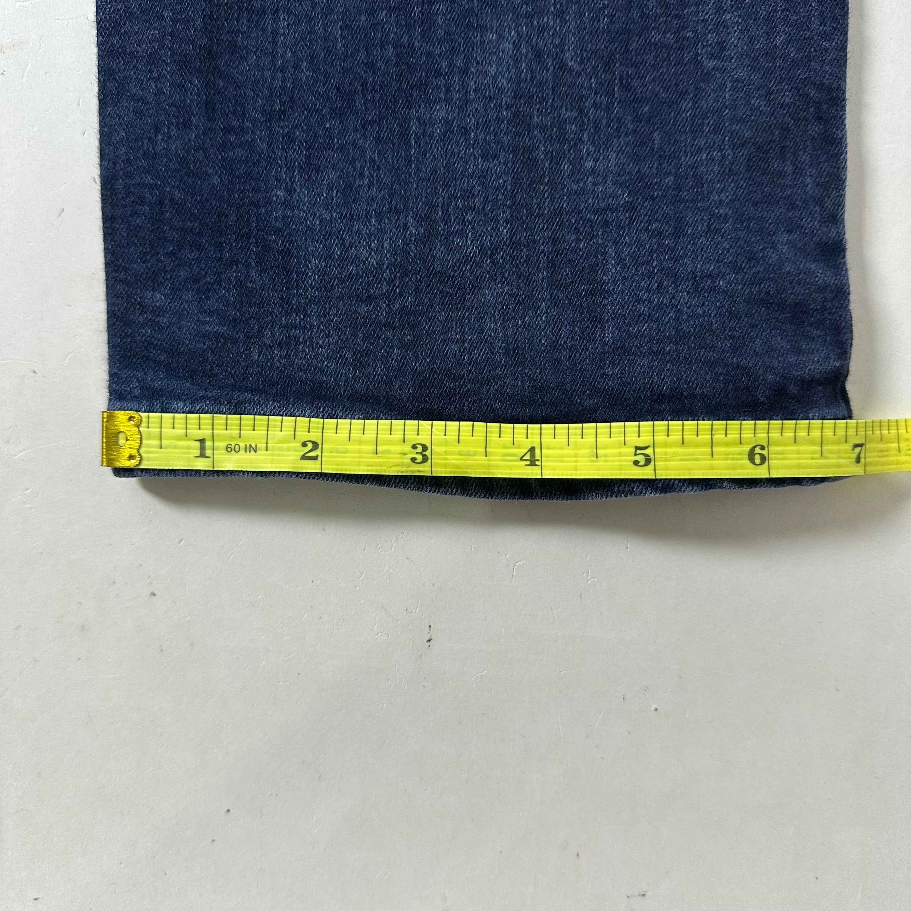 Levi’s 514 Straight Fit Jeans in Dark Blue Stretch Denim (Size 29-32)