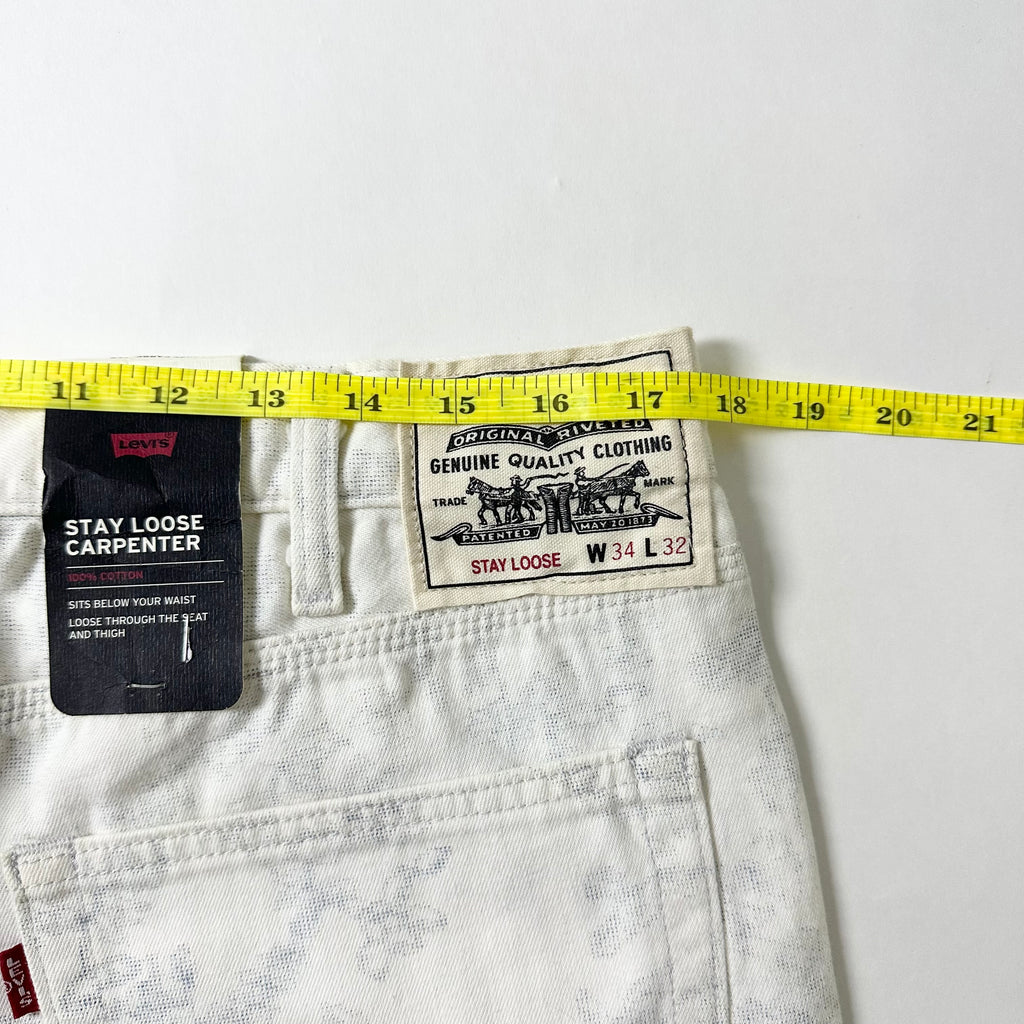 BRAND-NEW Levi’s WellThread Stay Loose Carpenter Pants Big “E” in White abstract indigo wash (Size 34)