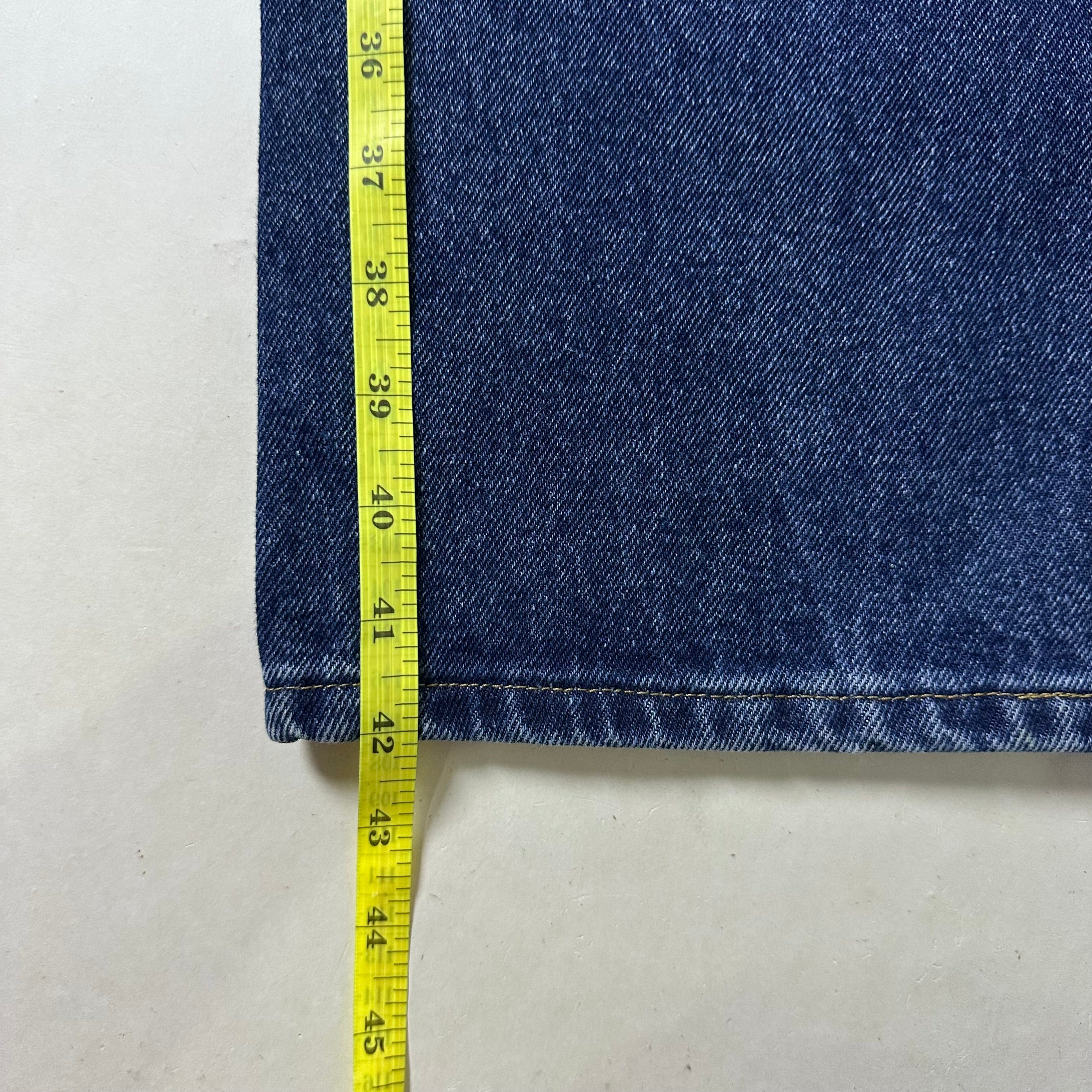 Wrangler Five Star Premium Denim Relaxed Fit Jeans in Dark Stone (Size 36)