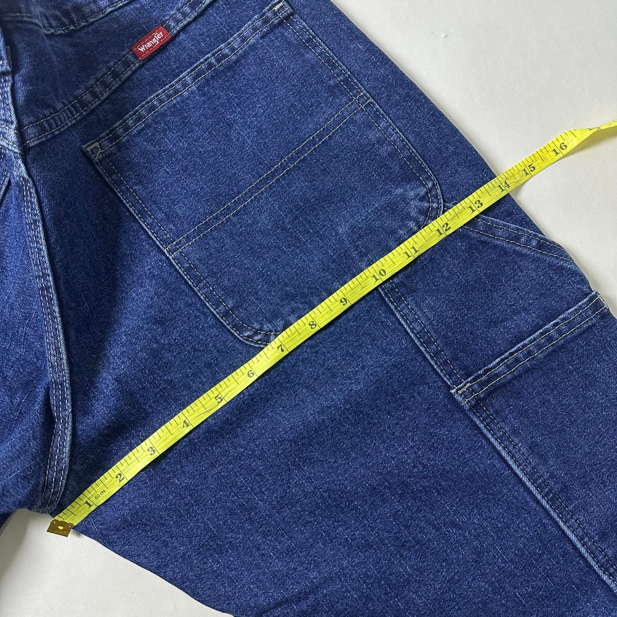 Wrangler Carpenter Pants Fleece-lined in Dark Stonewash (Size 32)