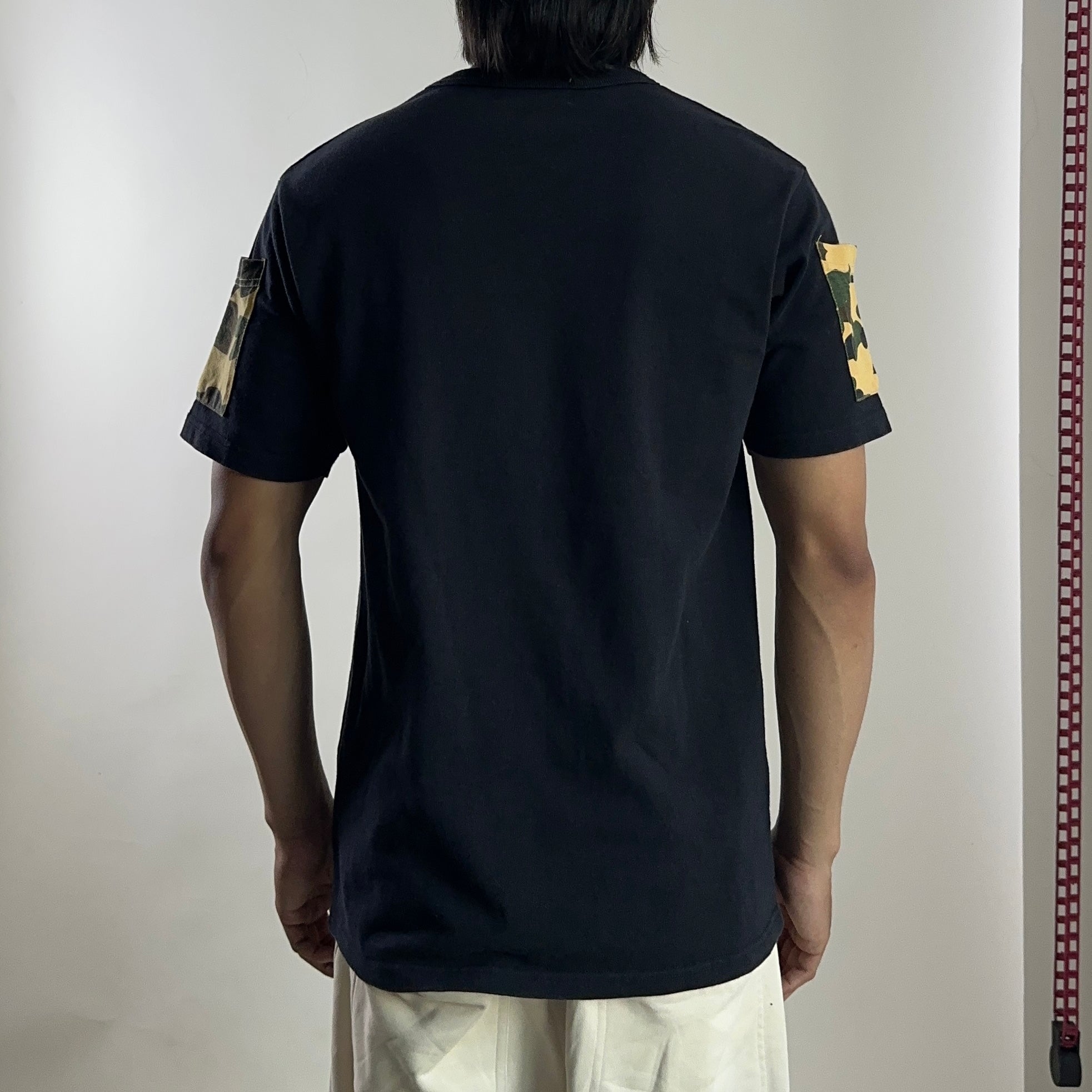 BAPE A BATHING APE 1st Camo Sleeve Pocket Tee Black Medium